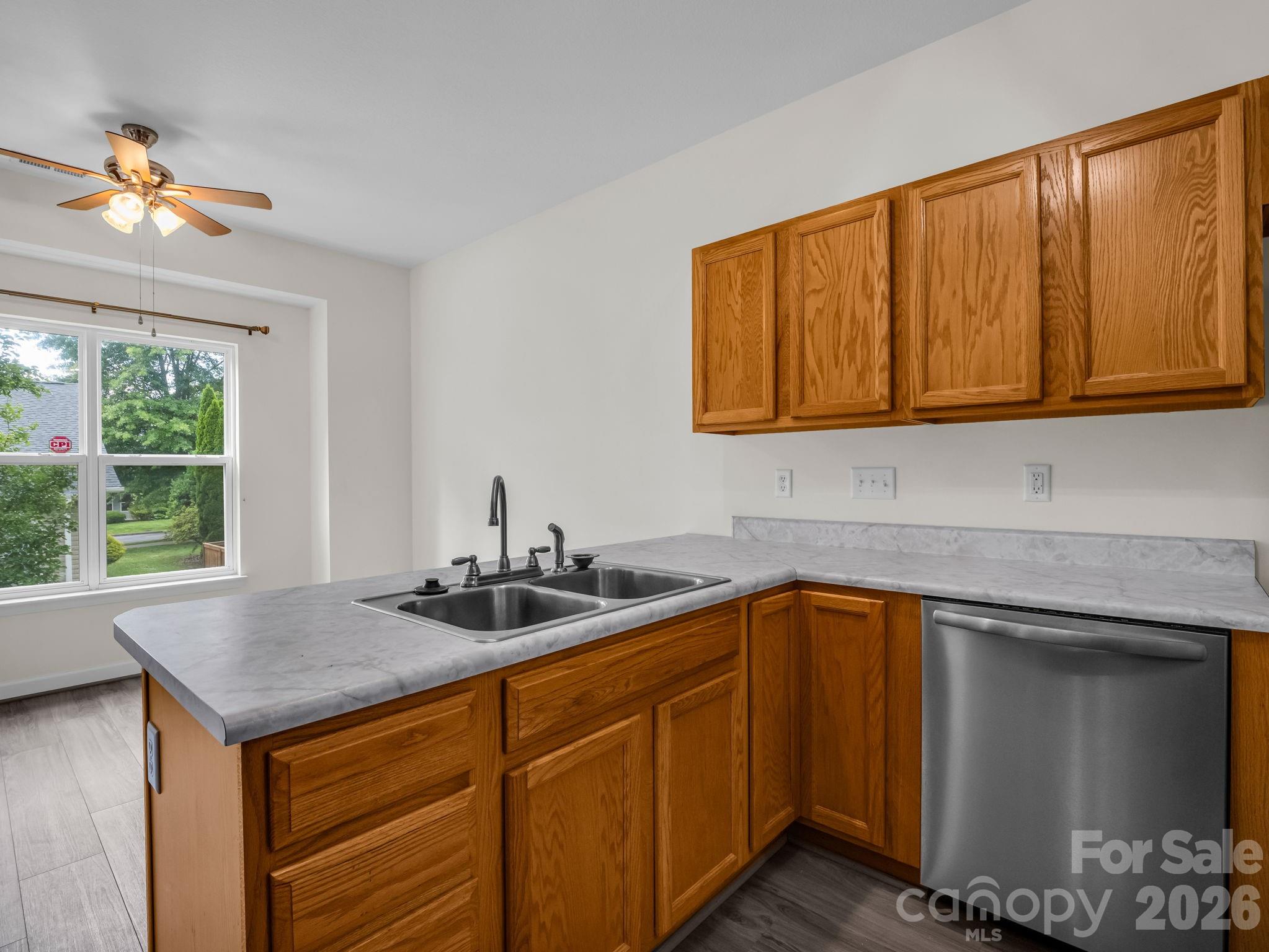 6 Scottish Circle Property Photo 11