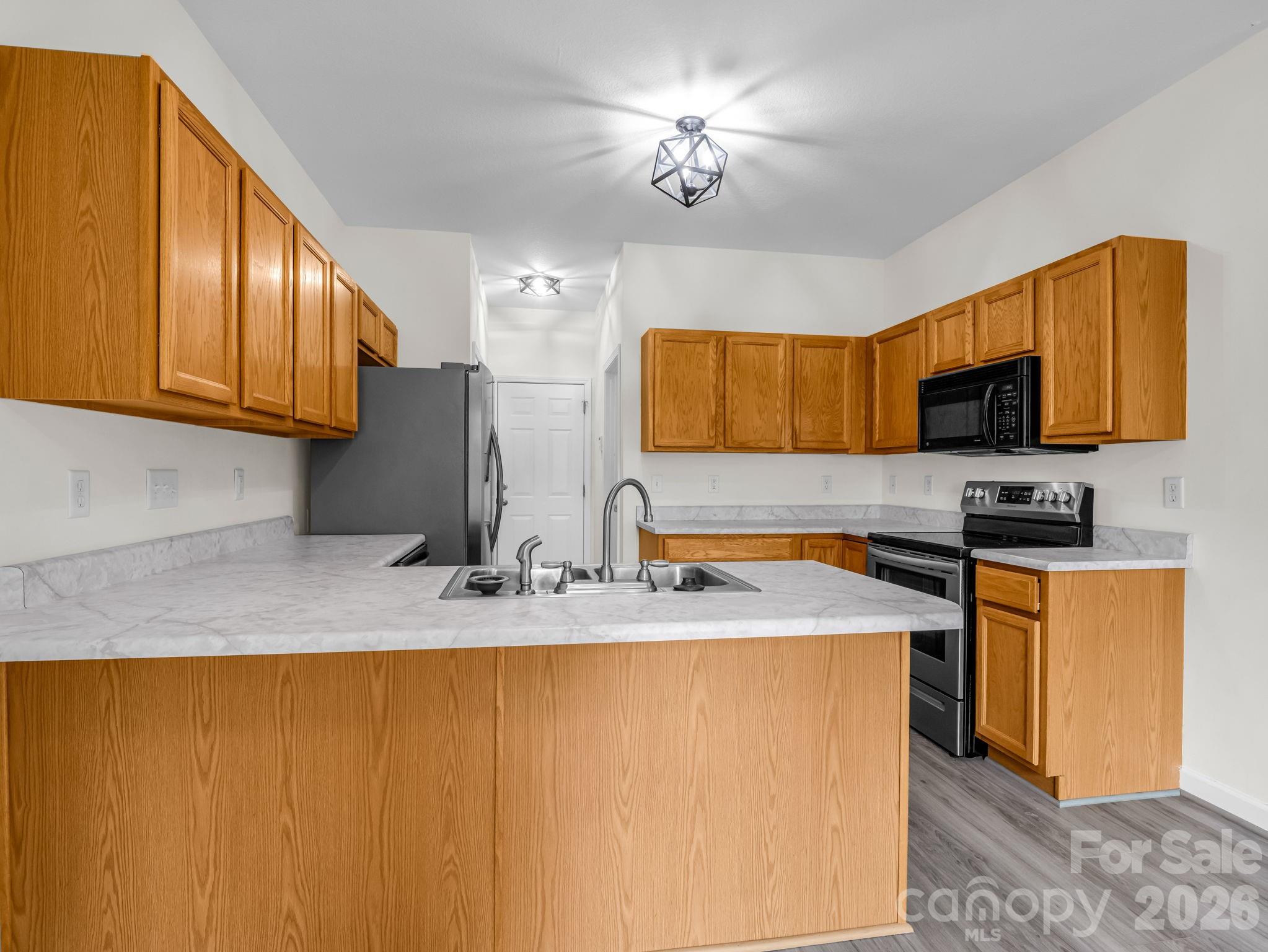 6 Scottish Circle Property Photo 12
