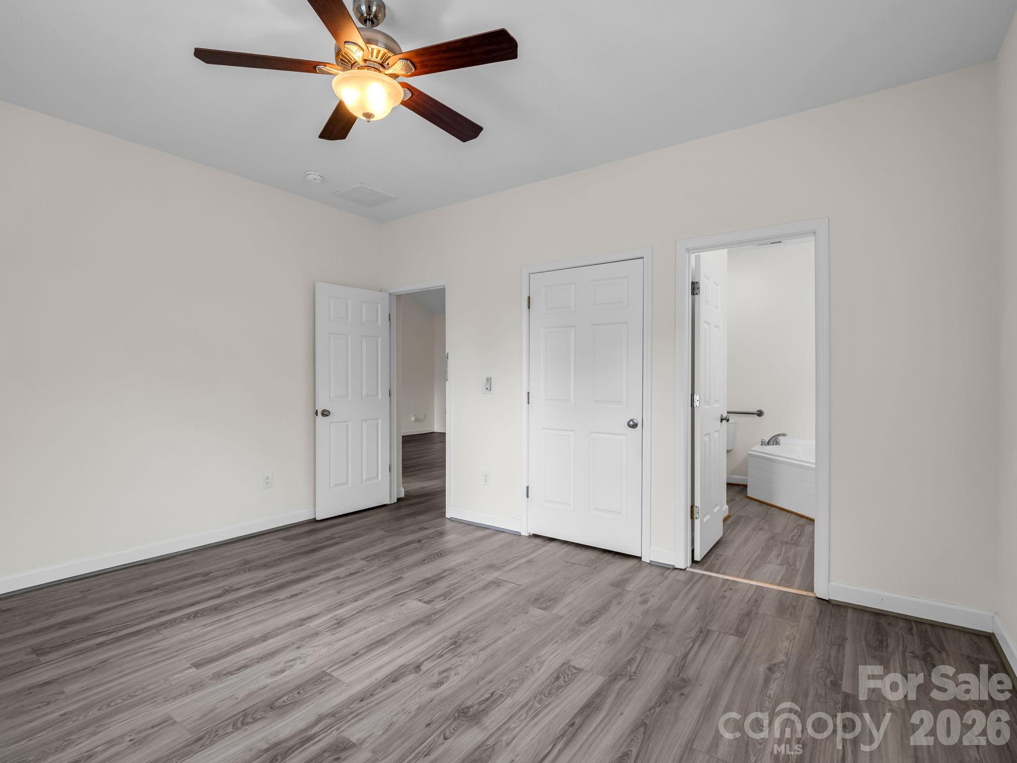 6 Scottish Circle Property Photo 16