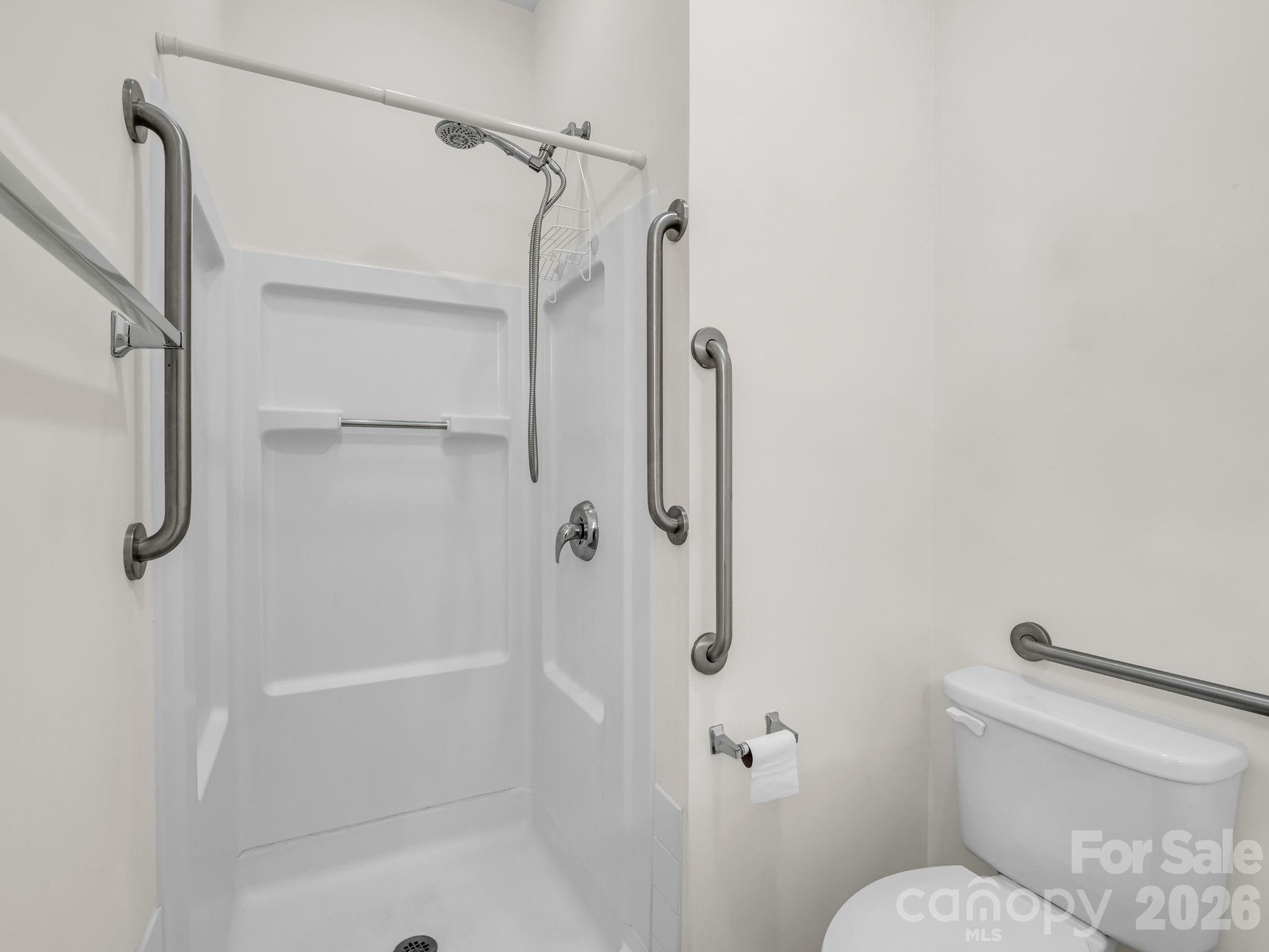 6 Scottish Circle Property Photo 21