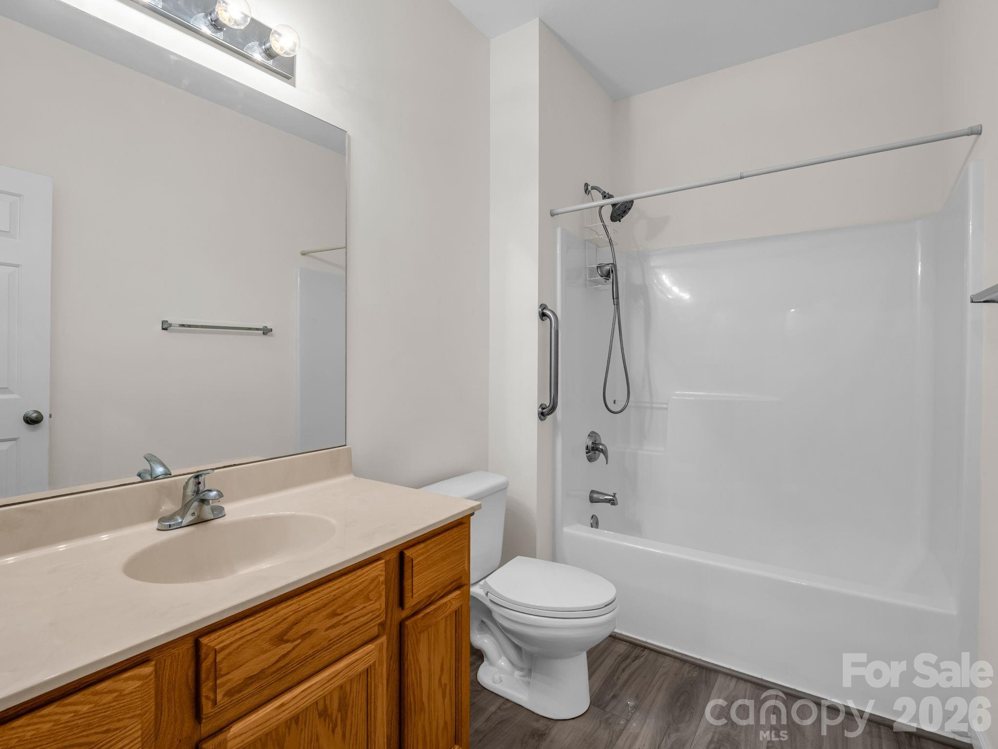 6 Scottish Circle Property Photo 24