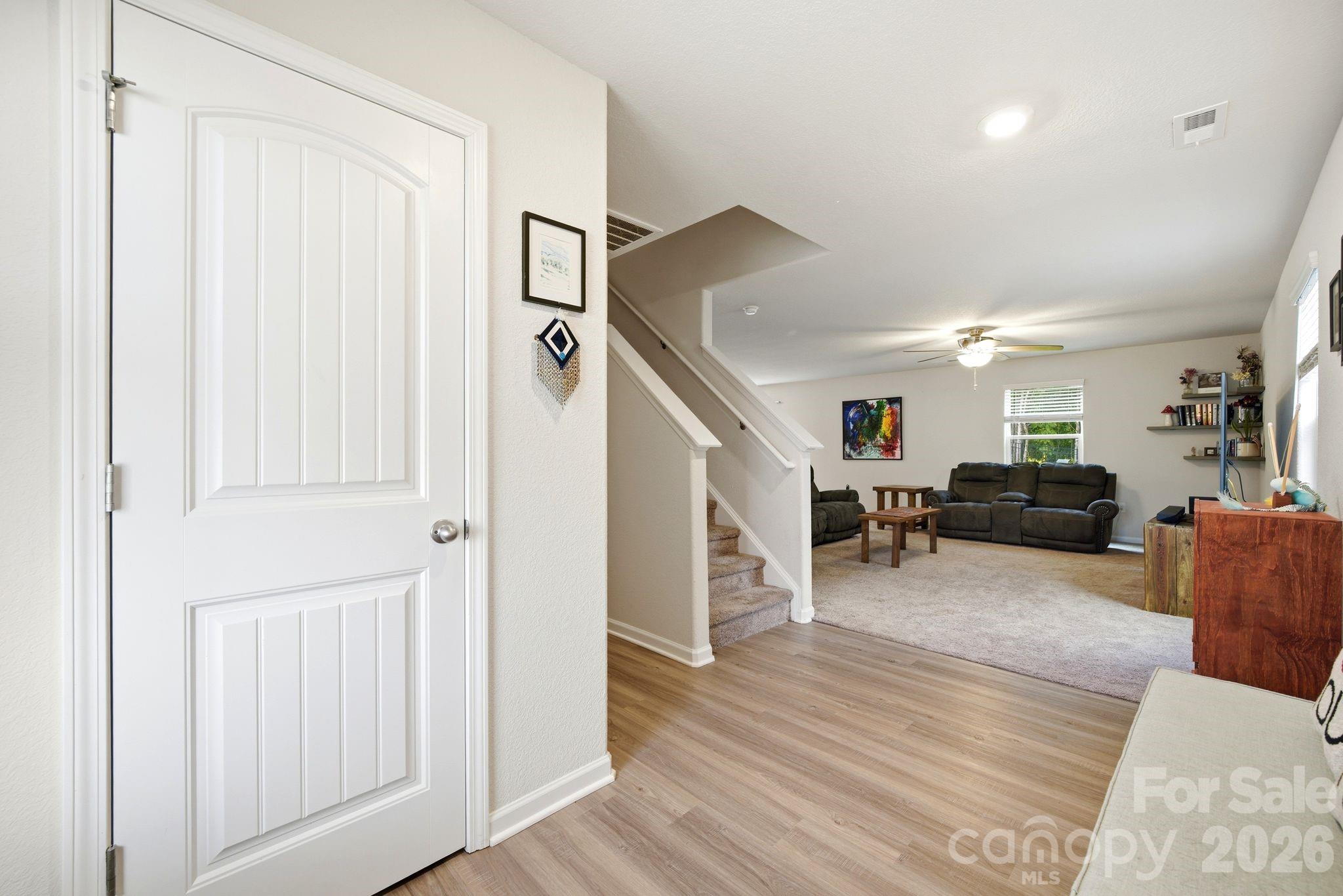 565 Hawley Street Property Photo 6
