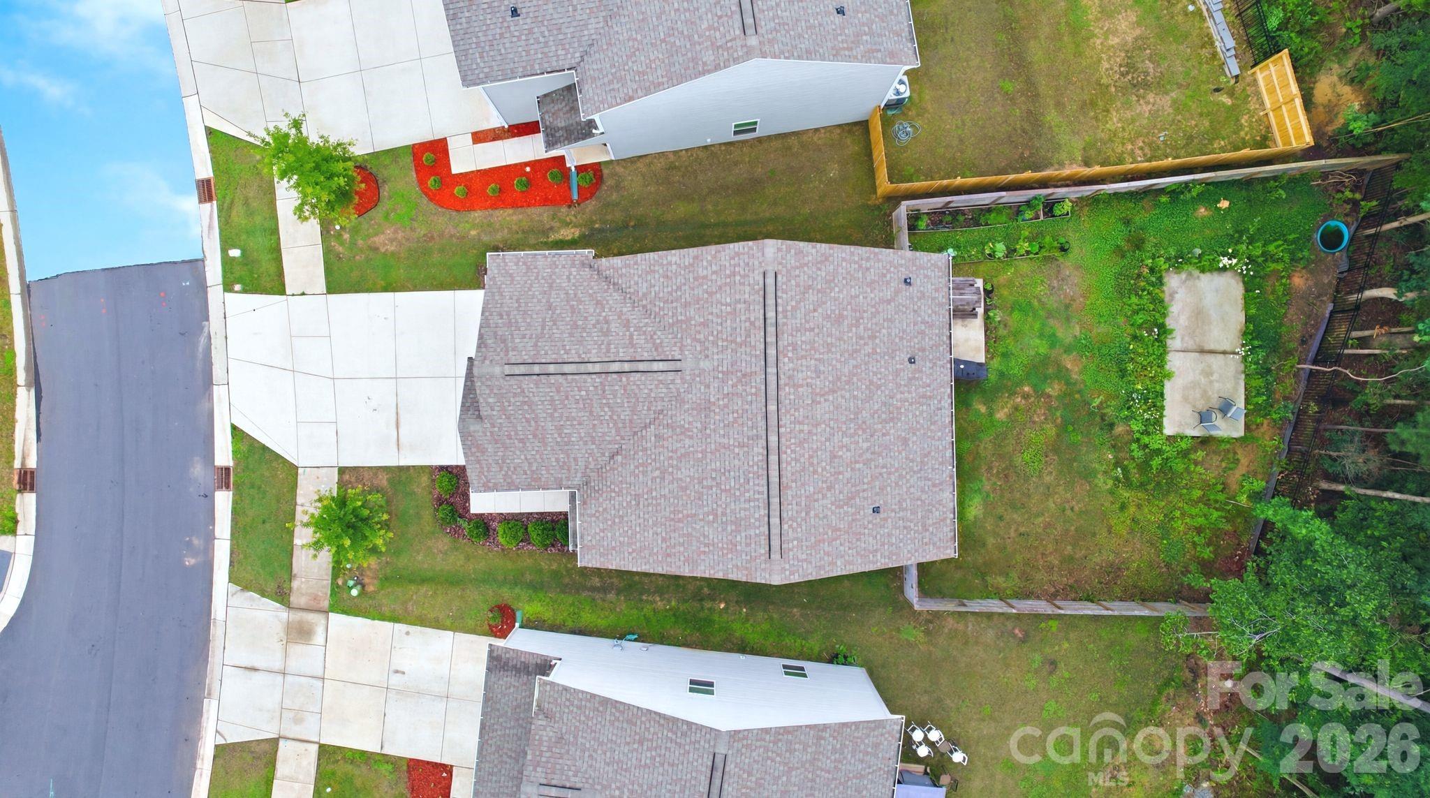 565 Hawley Street Property Photo 37