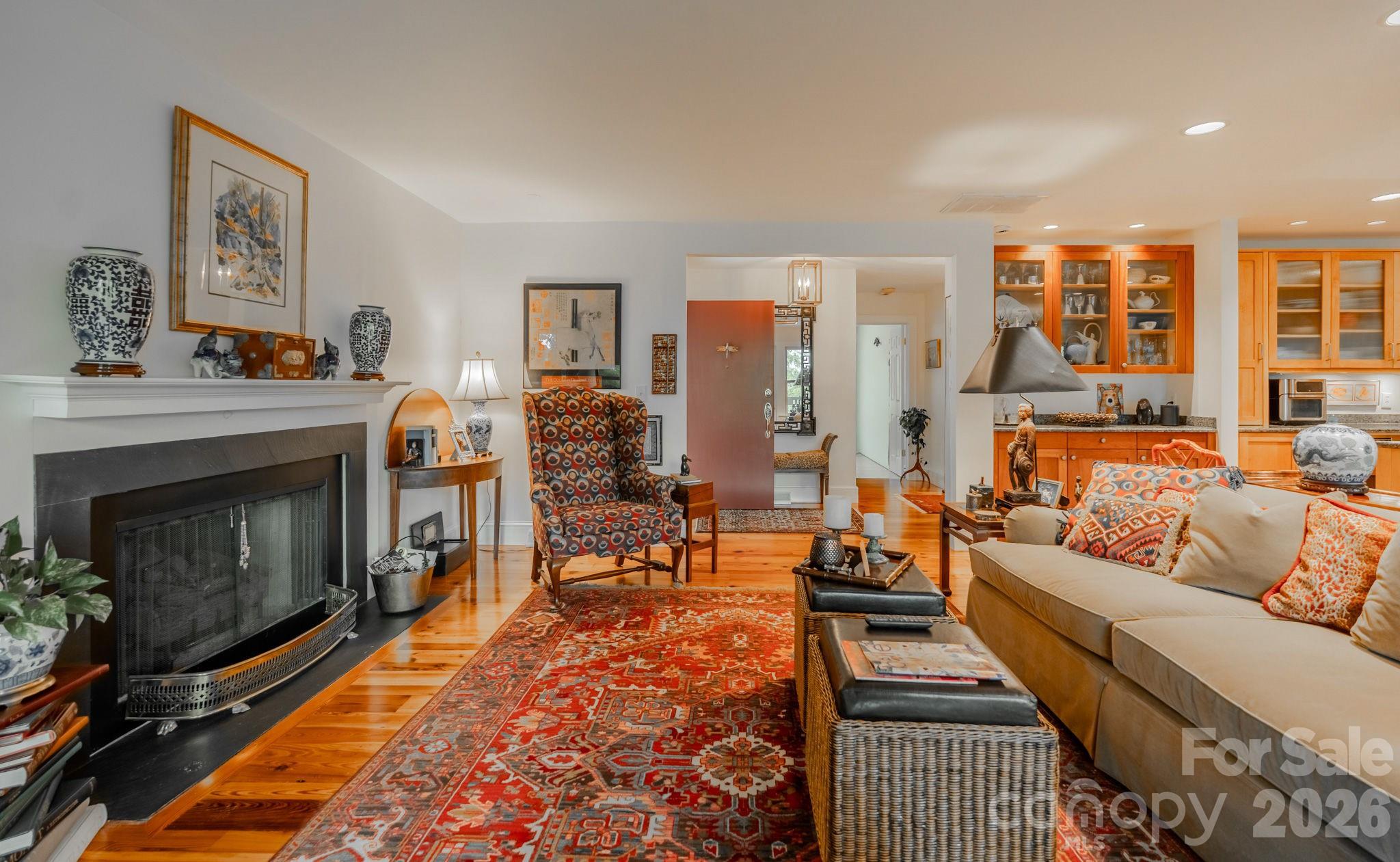 77 Chestnut Street 106 Property Photo 5