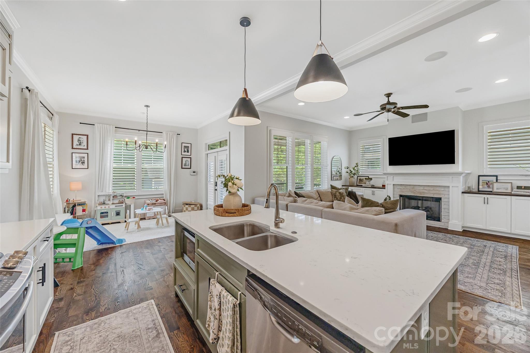 3430 Cosby Place Property Photo 12