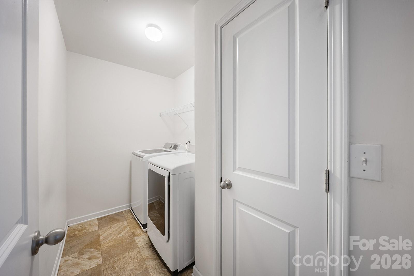 5329 Park Brook Drive Property Photo 16
