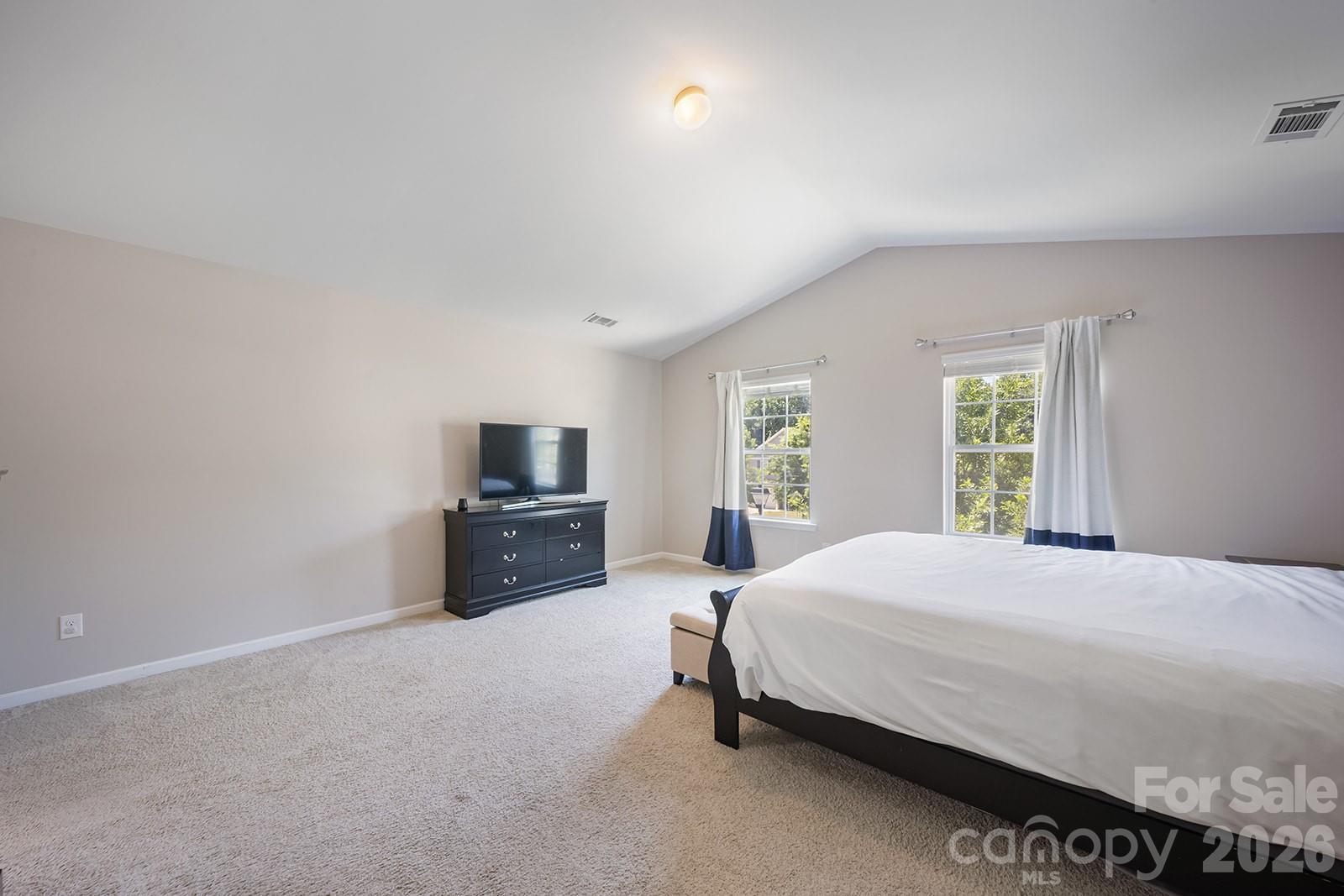 5329 Park Brook Drive Property Photo 23
