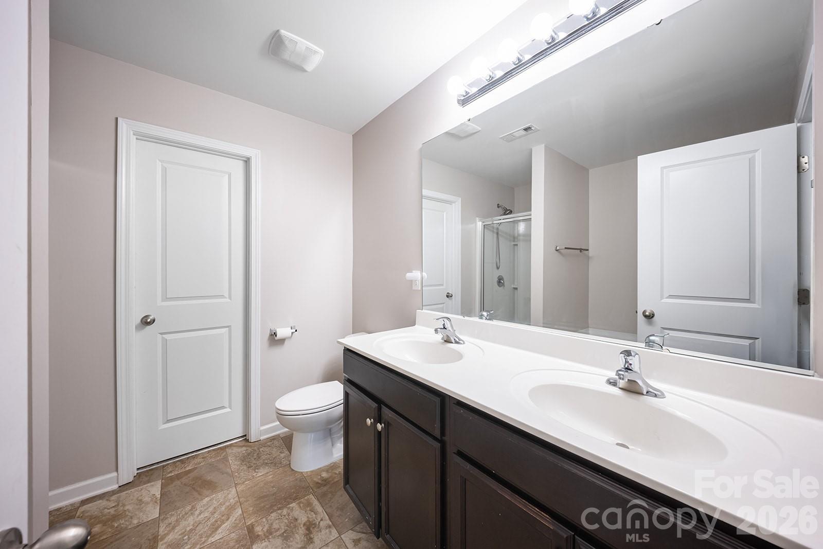 5329 Park Brook Drive Property Photo 25
