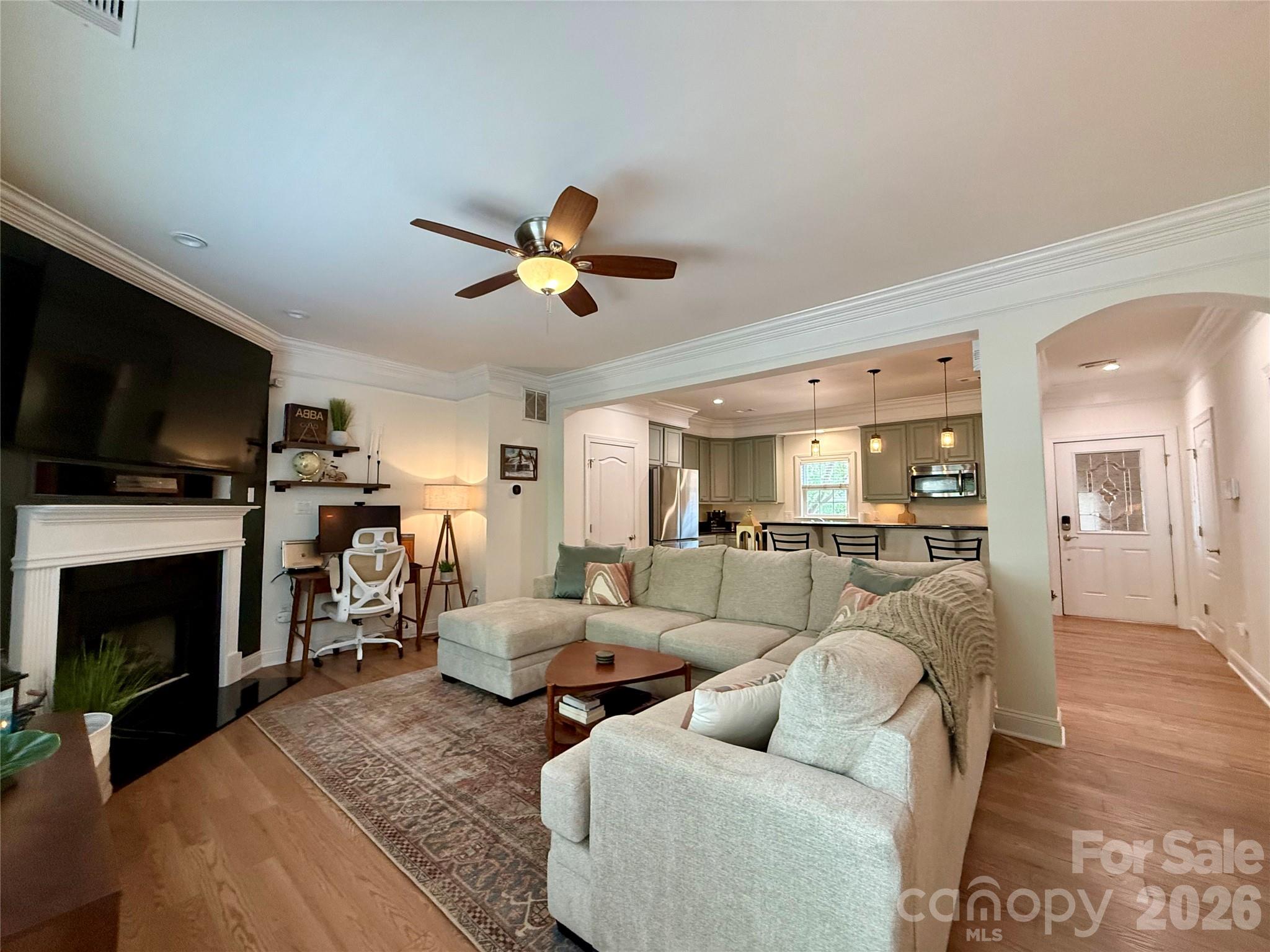 4417 Kathleen Court Property Photo 5