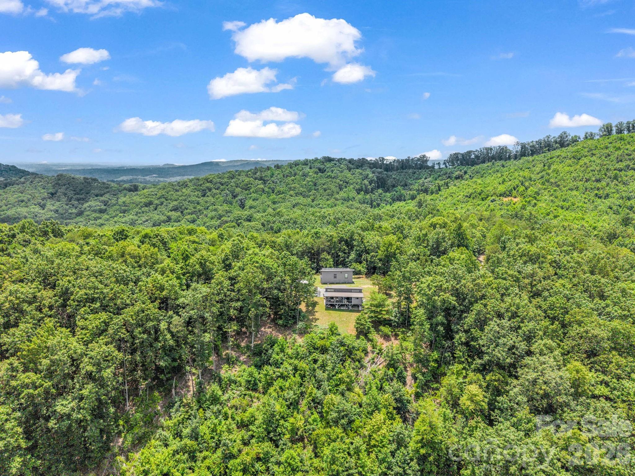 1300 Towery Trace Property Photo 2