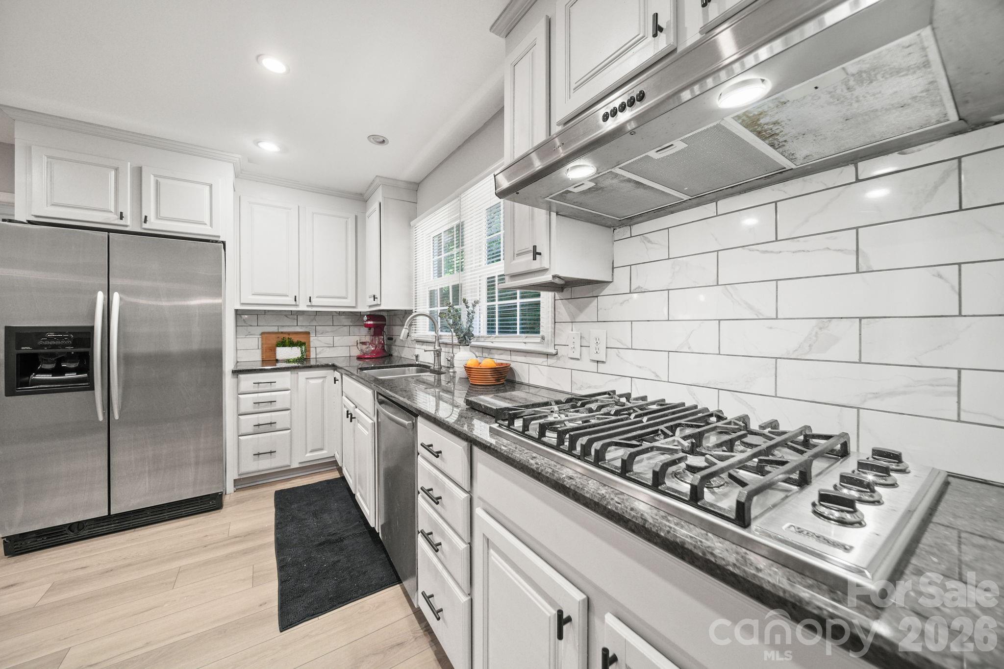 5329 Providence Road Property Photo 10