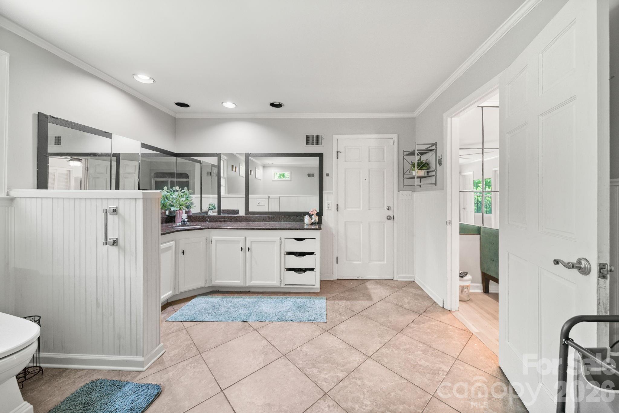 5329 Providence Road Property Photo 17
