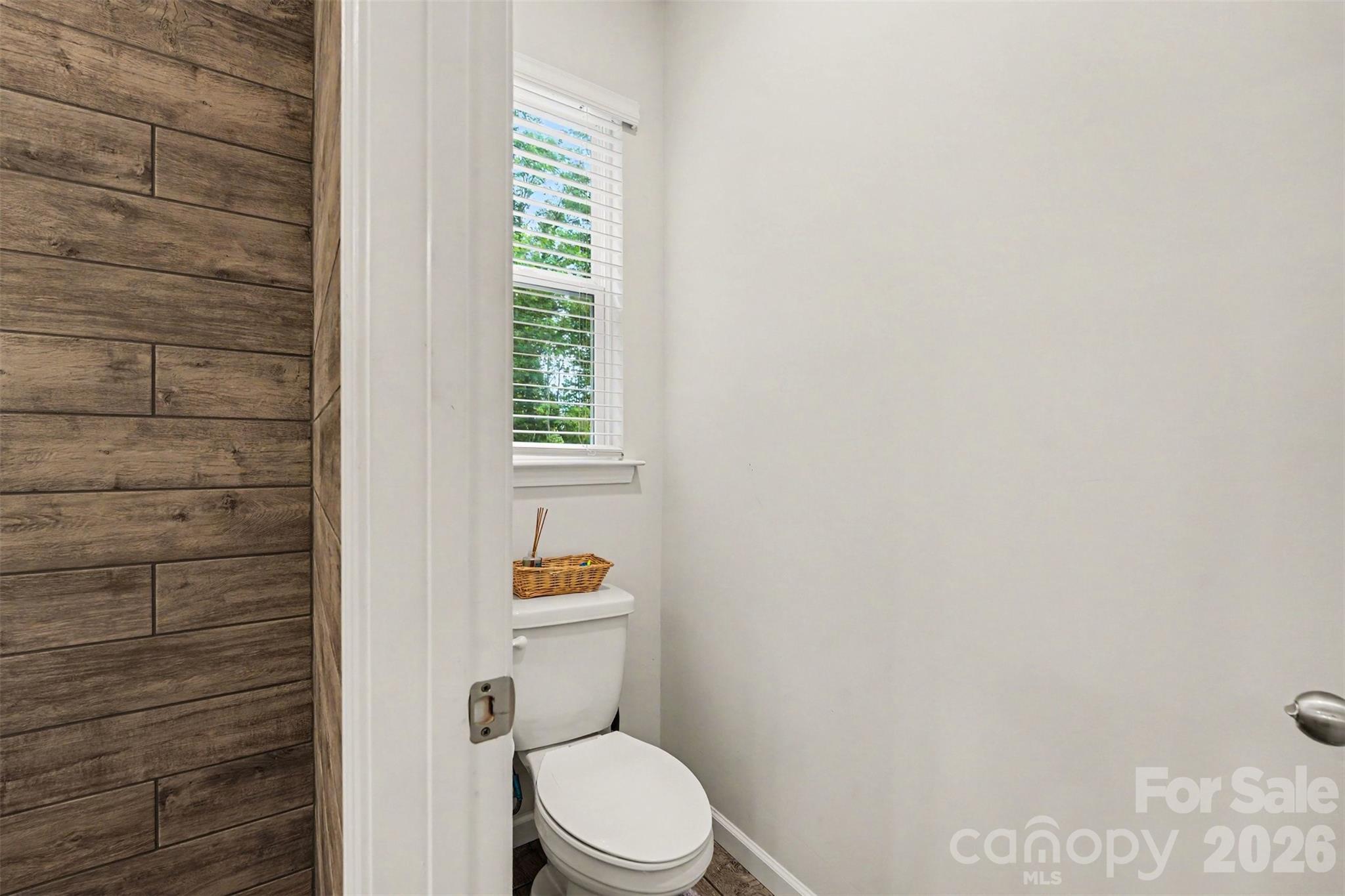 8216 Merryvale Lane Property Photo 13