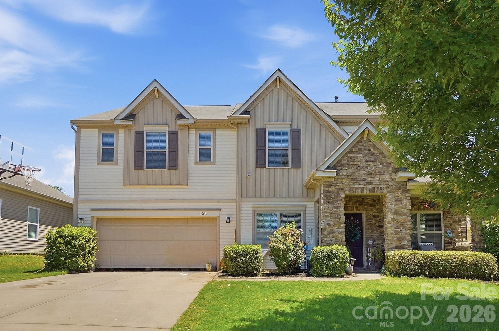 1231 Tranquil Falls Lane Property Photo 1