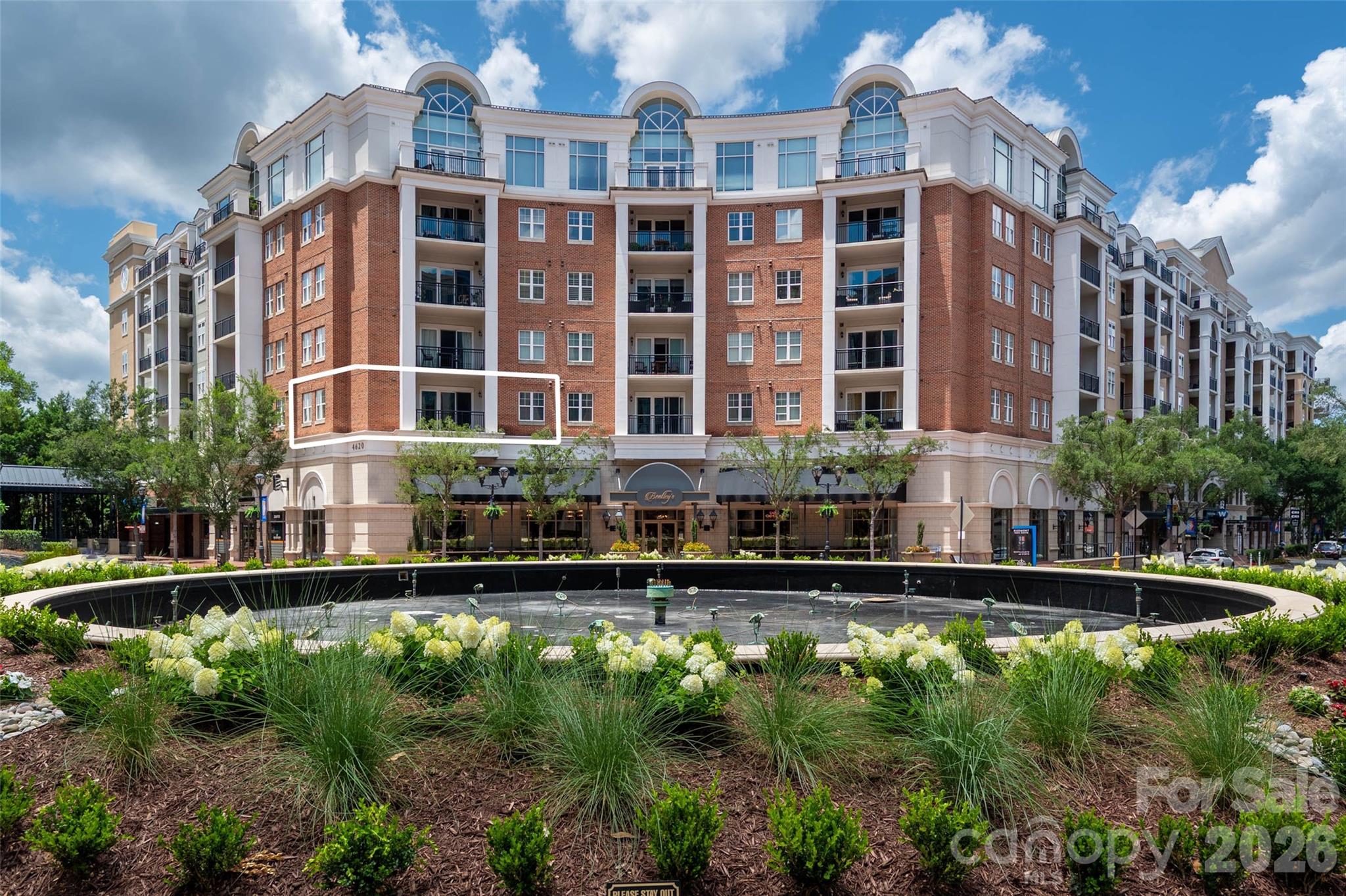 4620 Piedmont Row Drive 304
