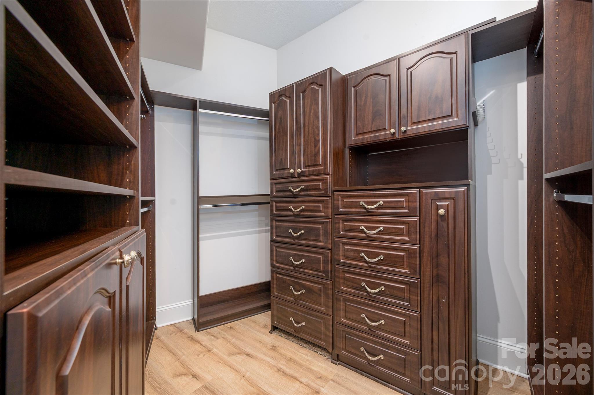 4620 Piedmont Row Drive 304 Property Photo 16