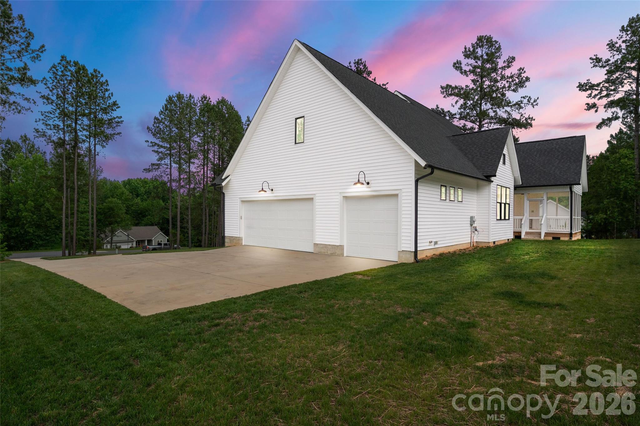 5072 Star Magnolia Court Property Photo 3