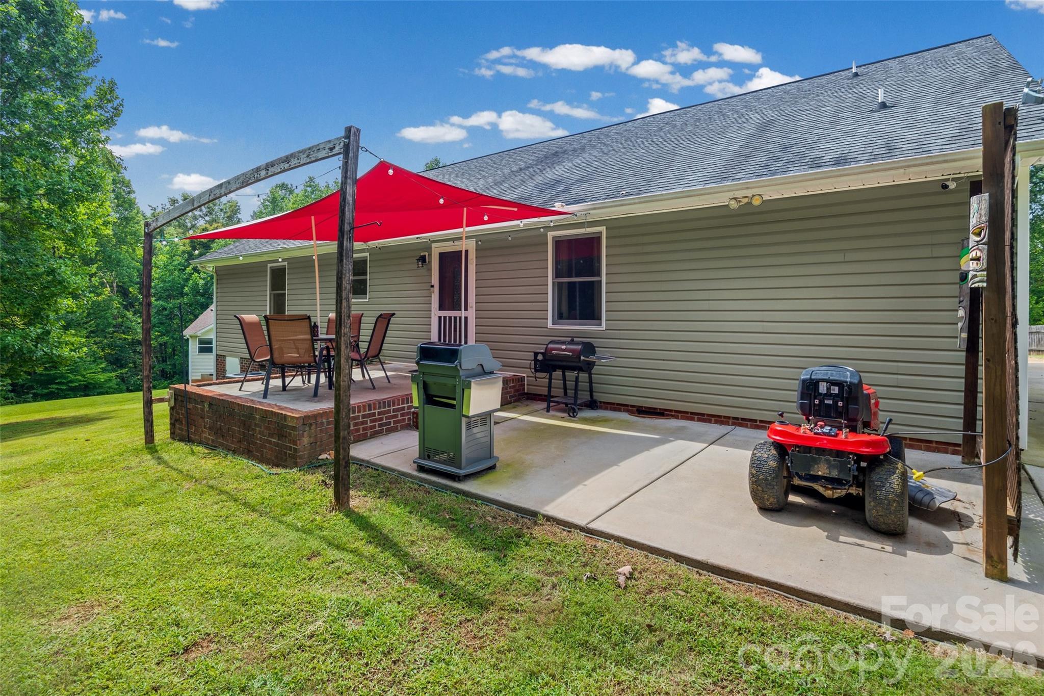 4108 Lydia Suzanne Place Property Photo 13