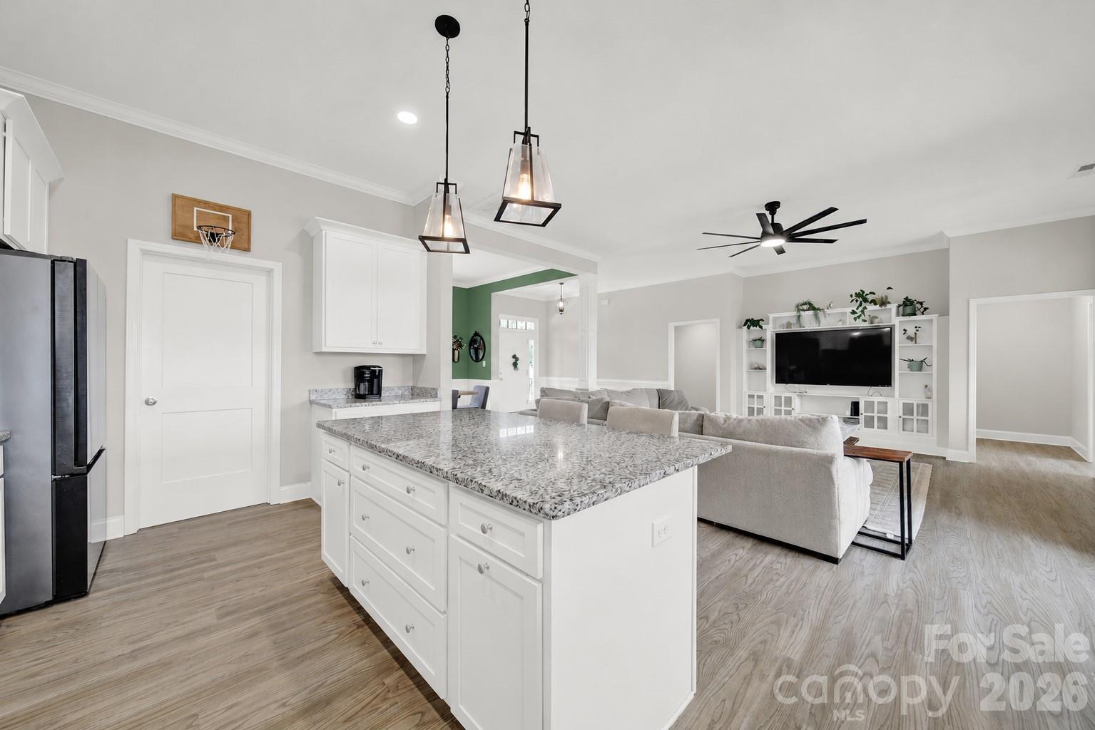 4653 Simpson Road Property Photo 7