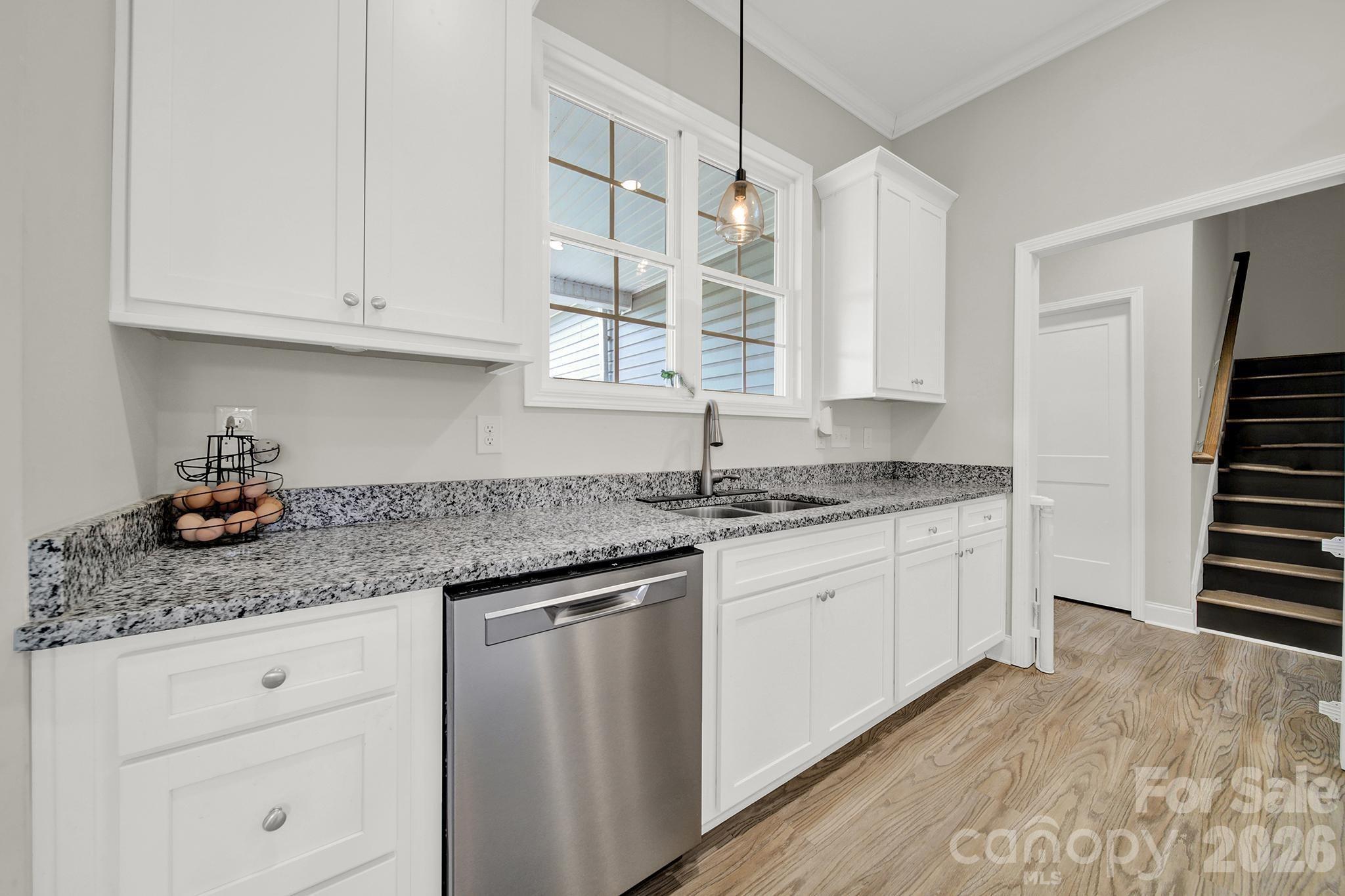 4653 Simpson Road Property Photo 9