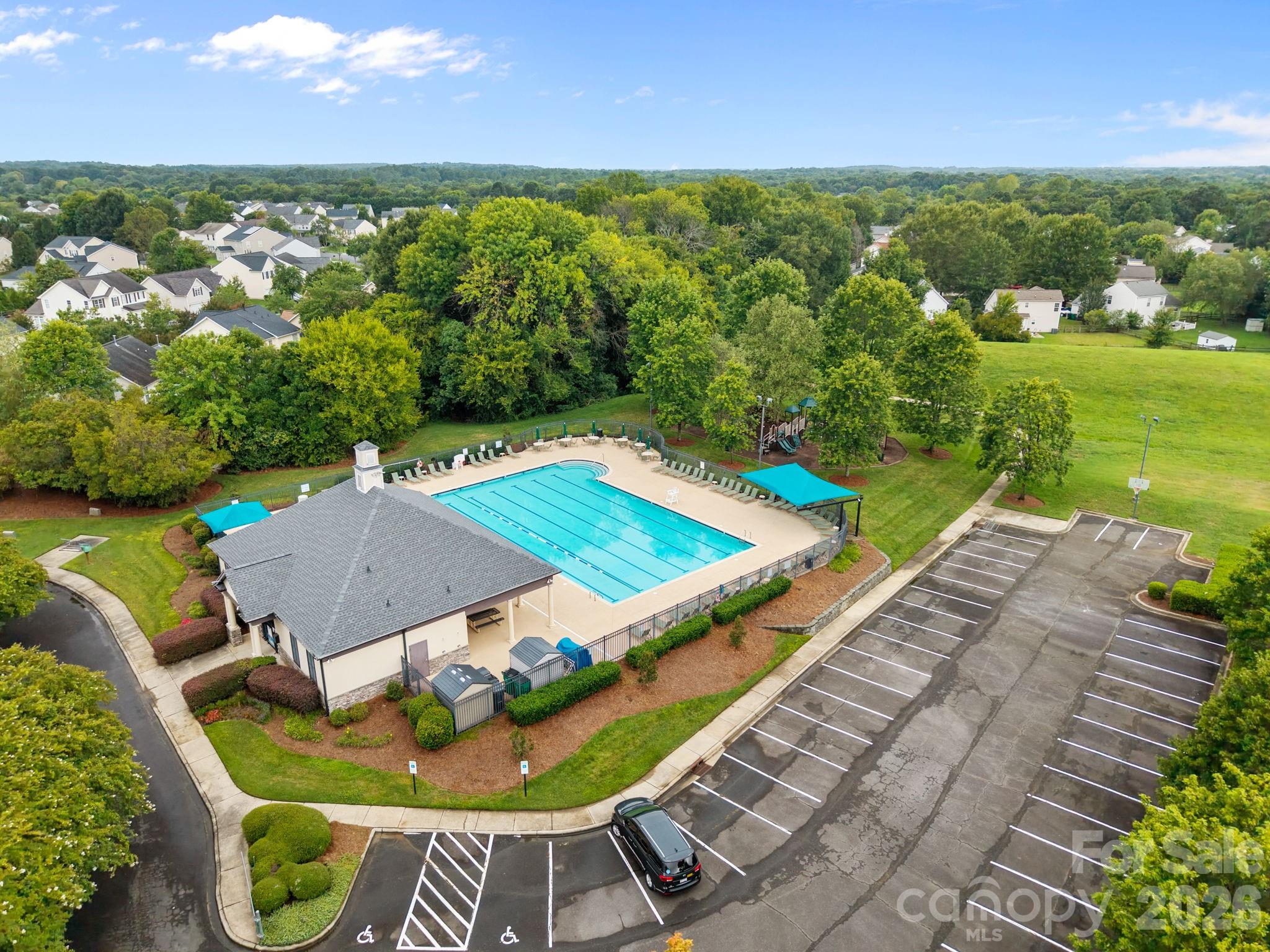 10609 Spring Rain Court Property Photo 5