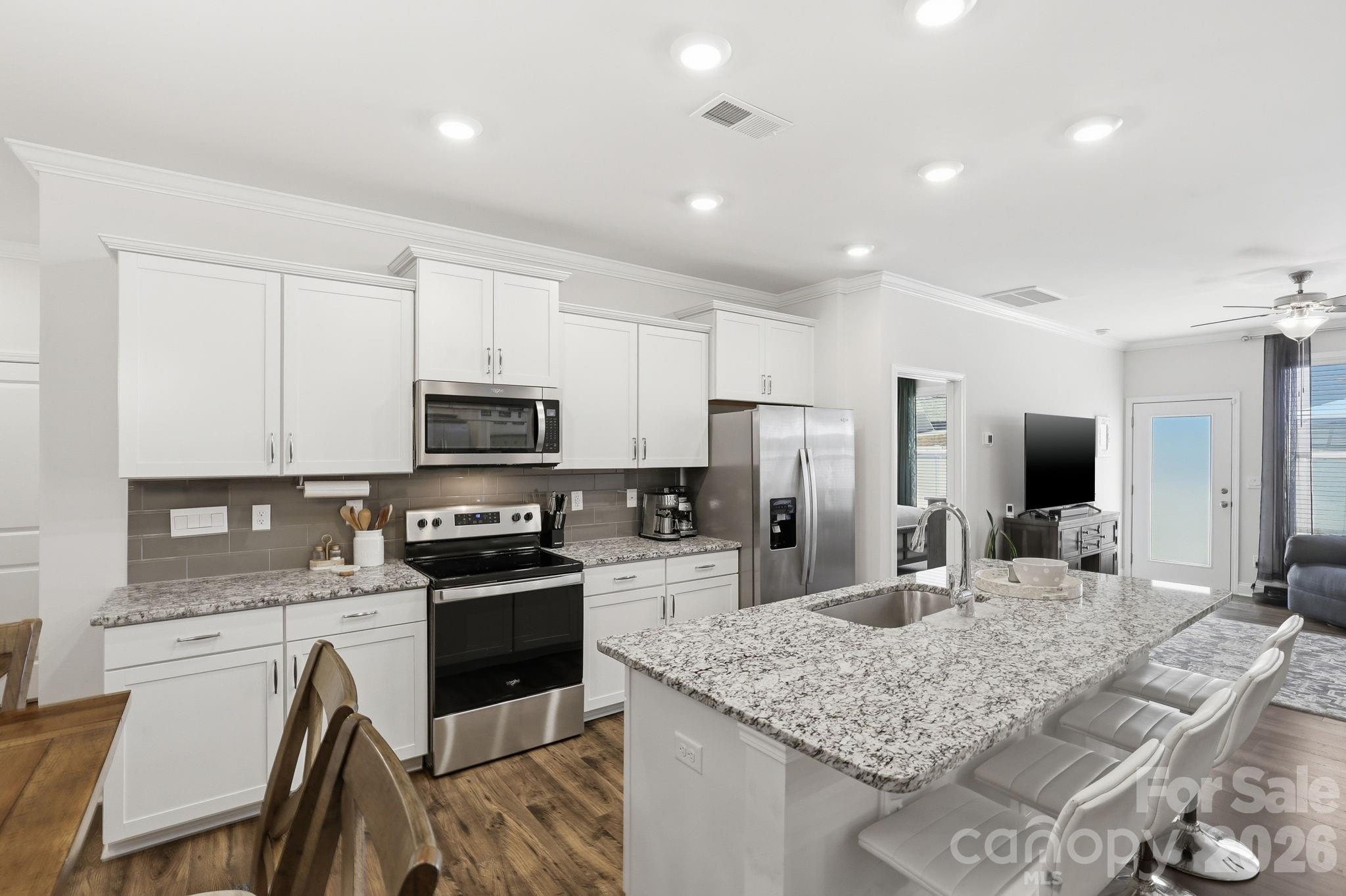 205 Reynard Trail Property Photo 8