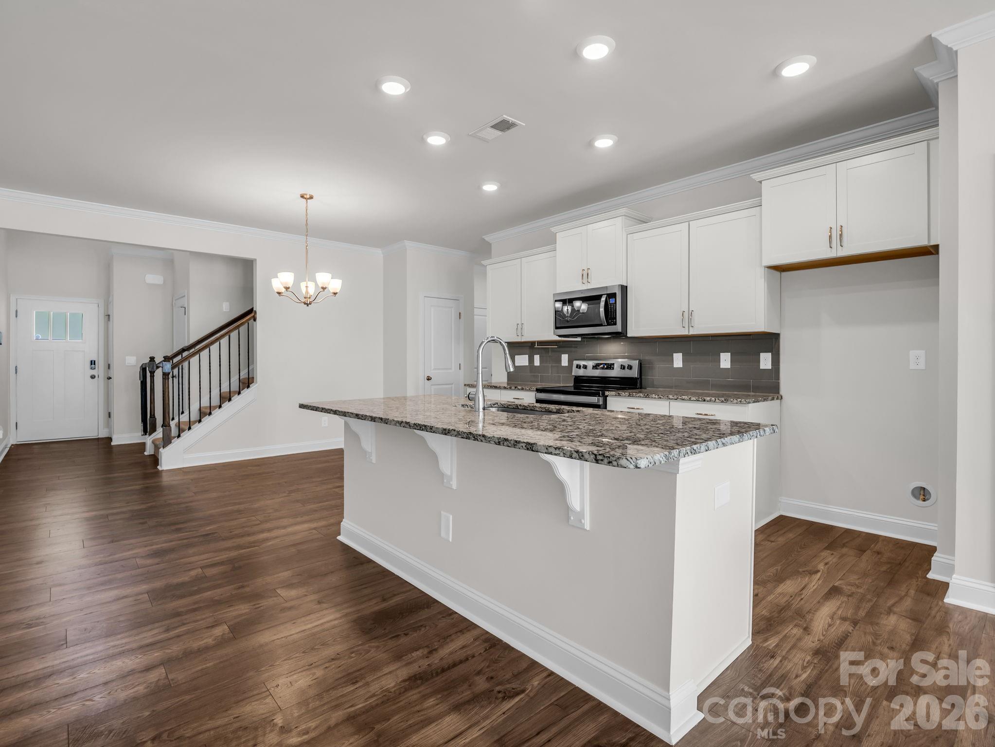 205 Reynard Trail Property Photo 8