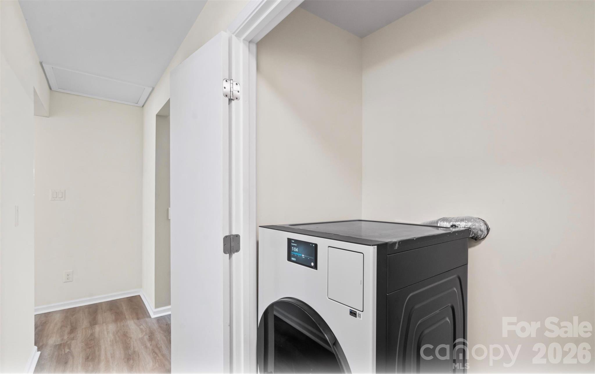 2910 Floral Drive Property Photo 19