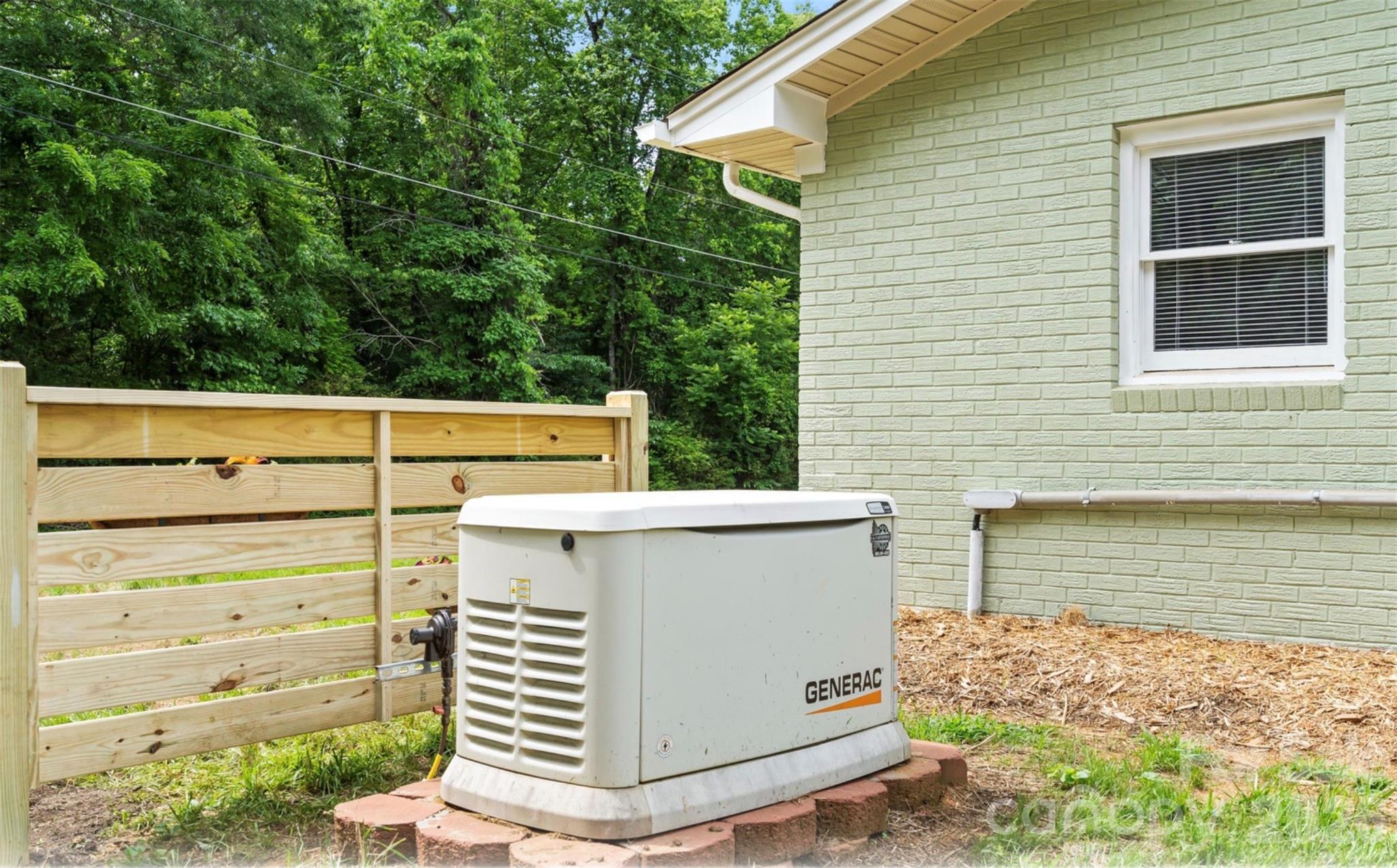2910 Floral Drive Property Photo 23