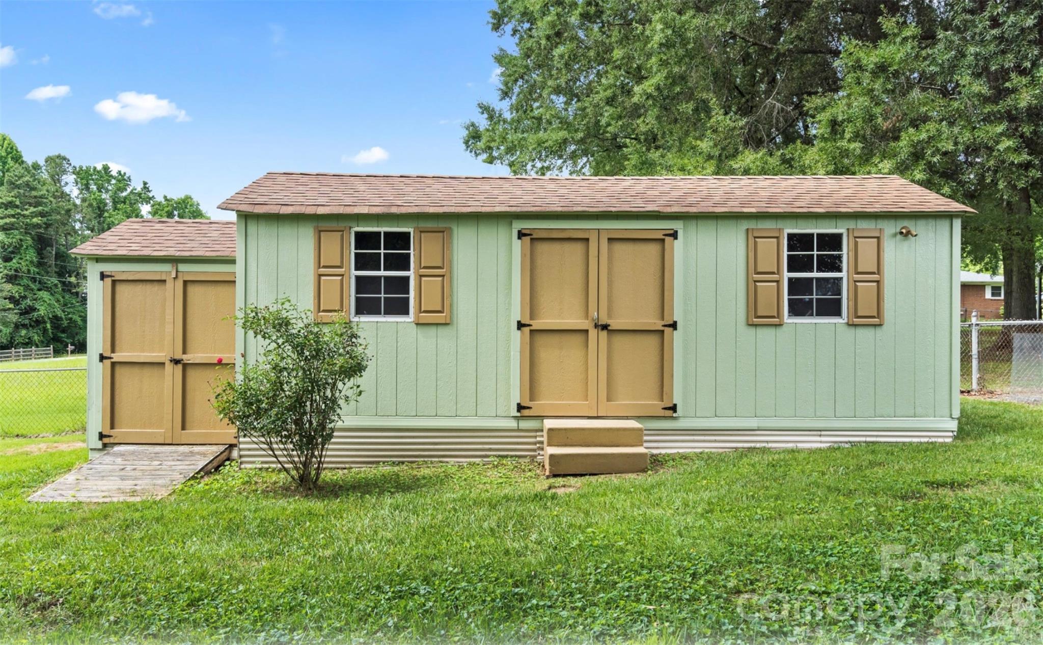 2910 Floral Drive Property Photo 25
