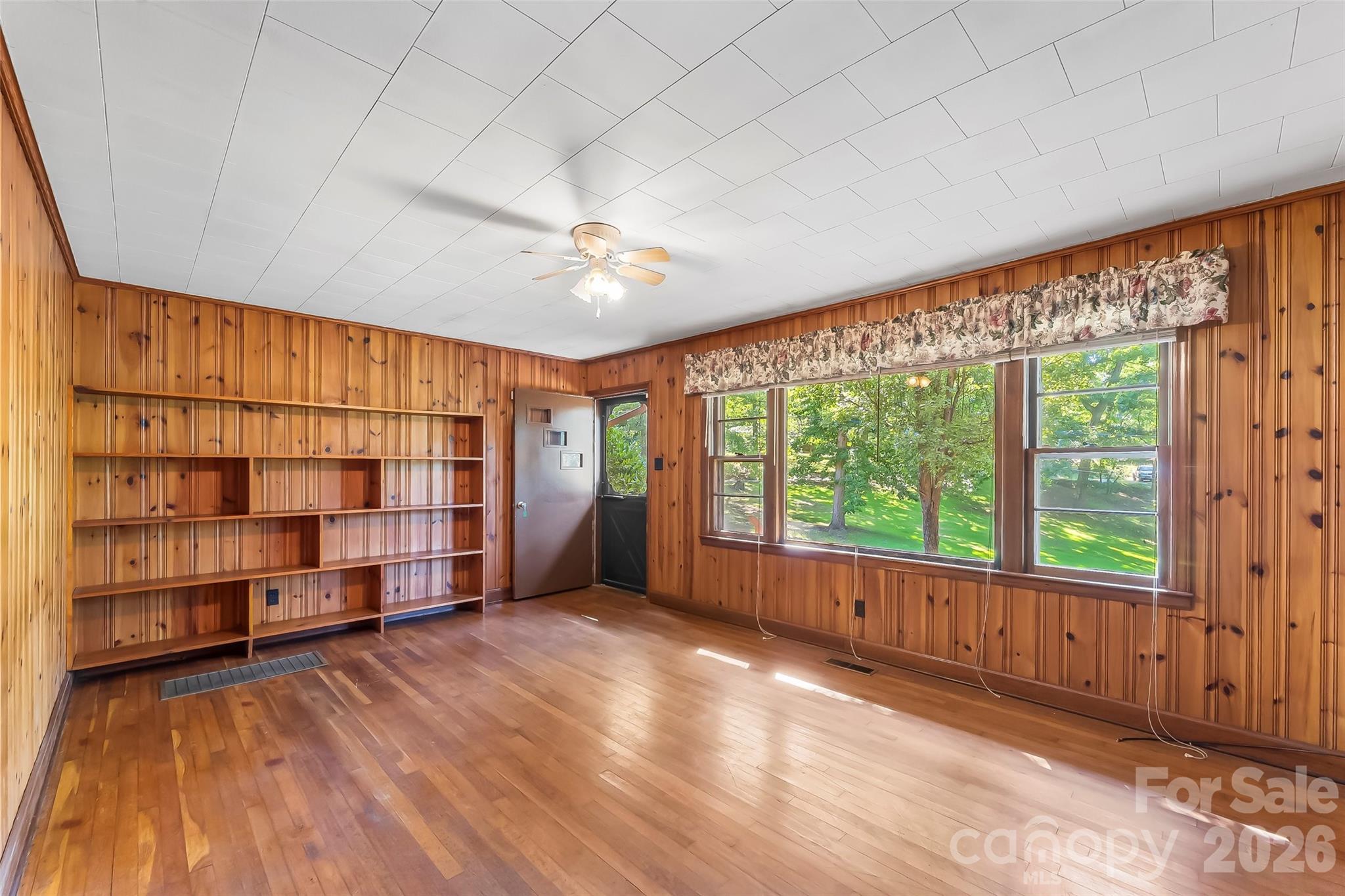 5350 Jay Road Property Photo 4