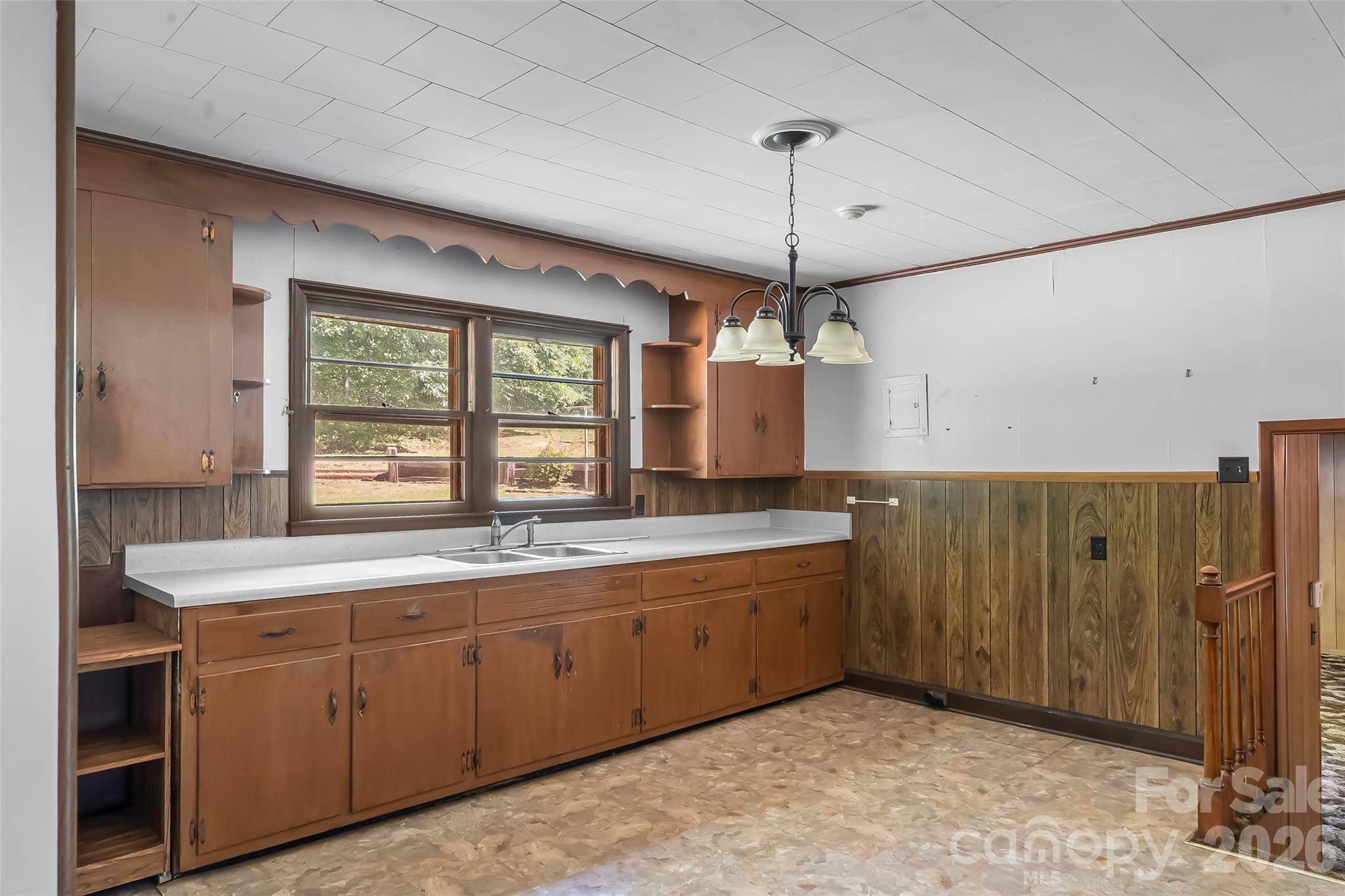 5350 Jay Road Property Photo 6