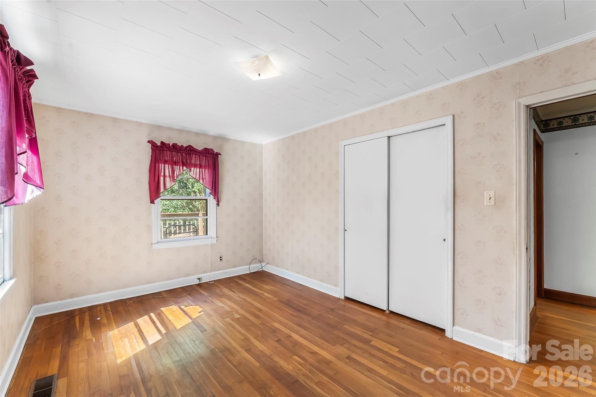 5350 Jay Road Property Photo 11