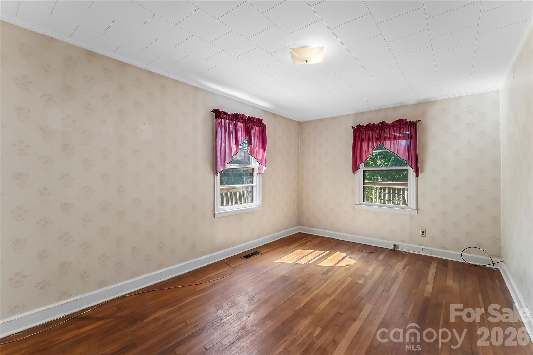 5350 Jay Road Property Photo 12