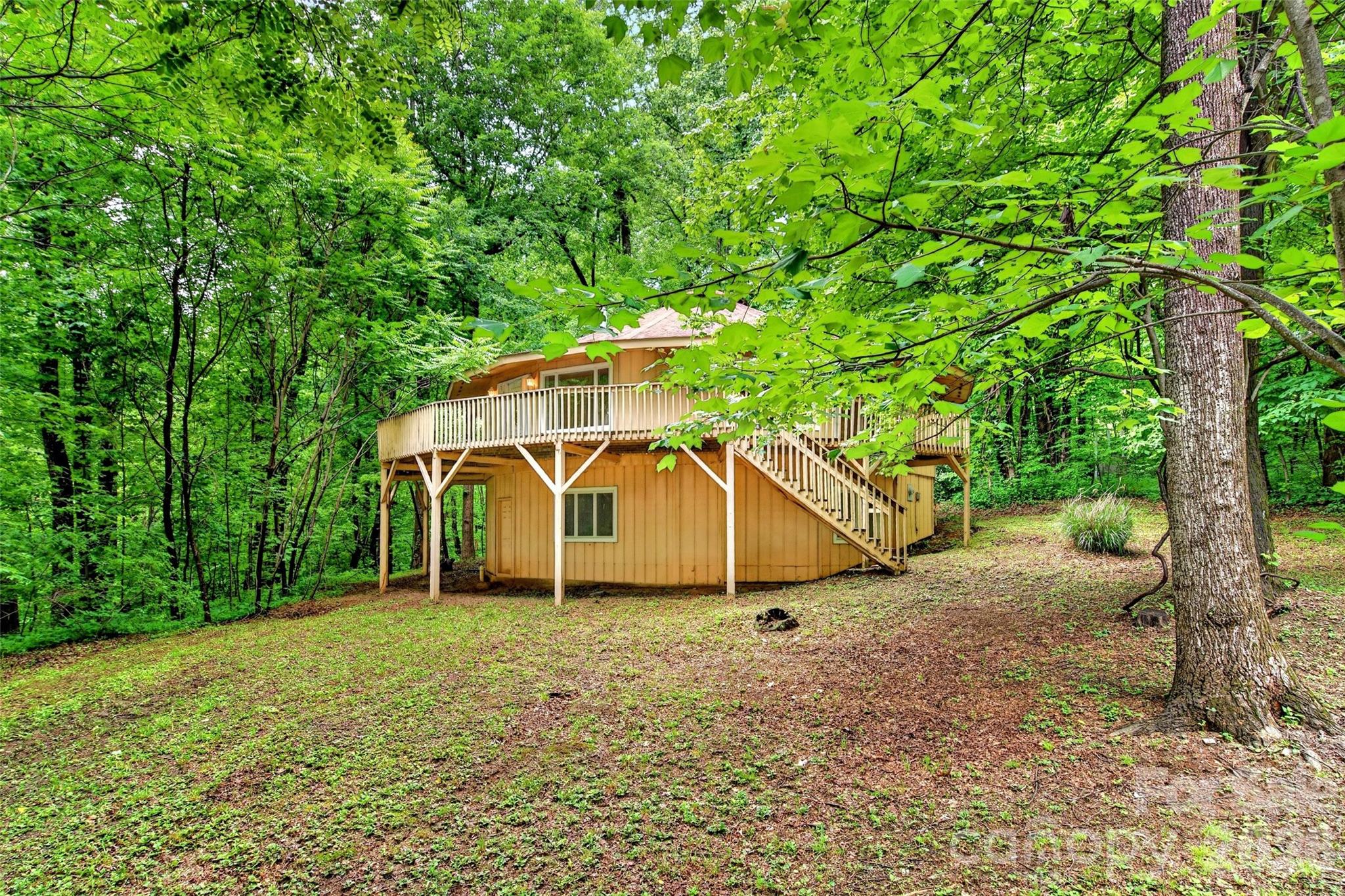 1614 Gateway Parkway 12 Property Photo 2