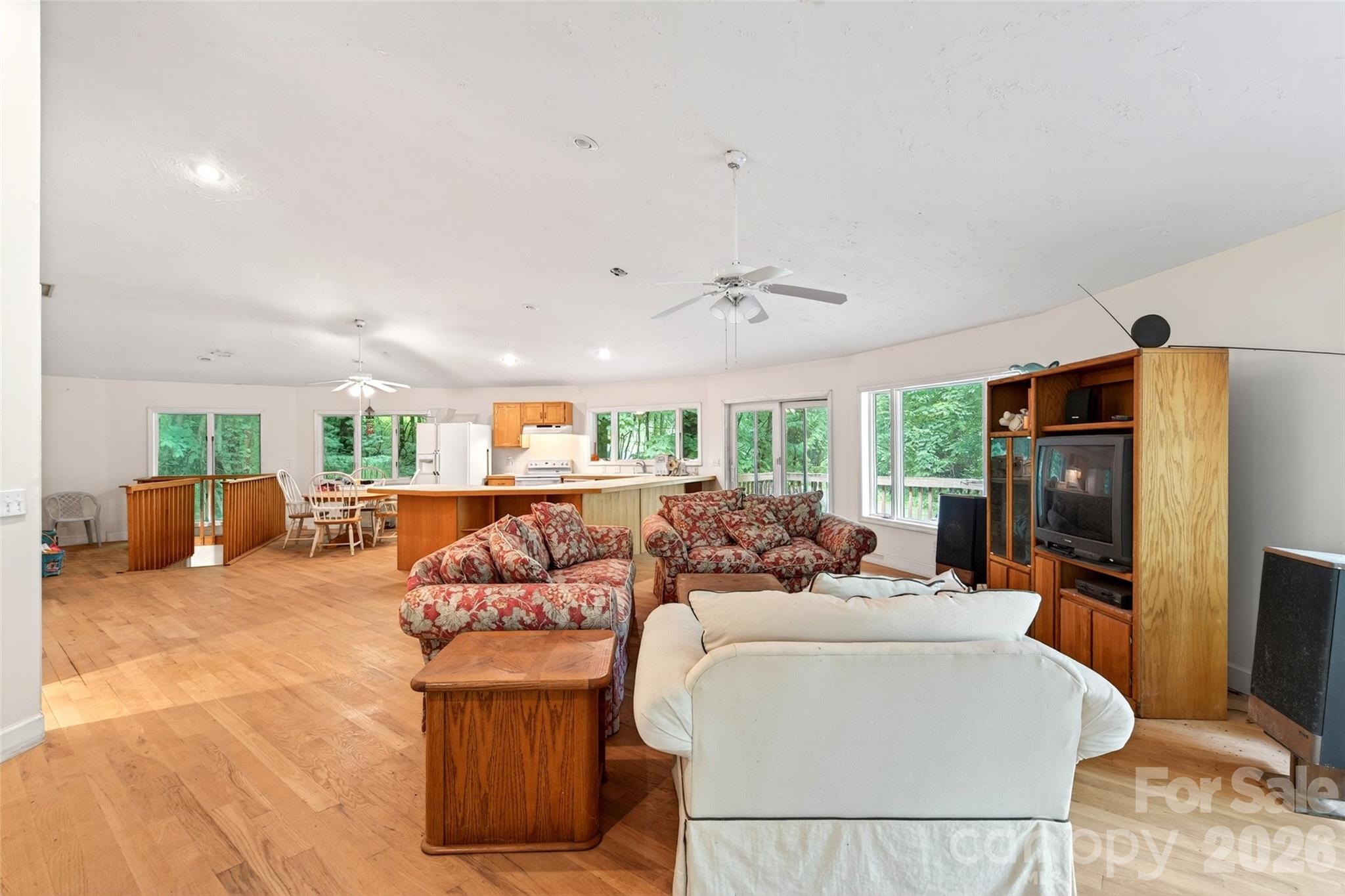 1614 Gateway Parkway 12 Property Photo 6