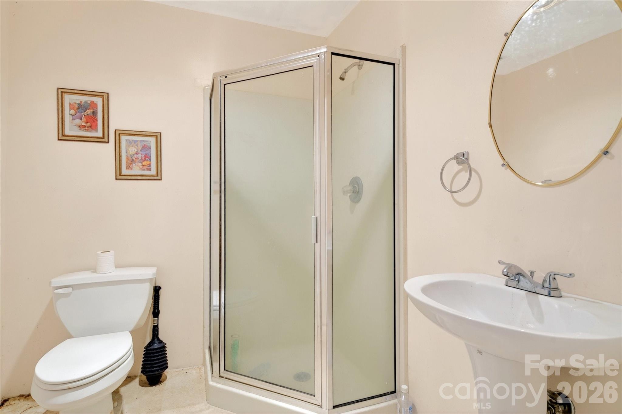 1614 Gateway Parkway 12 Property Photo 17