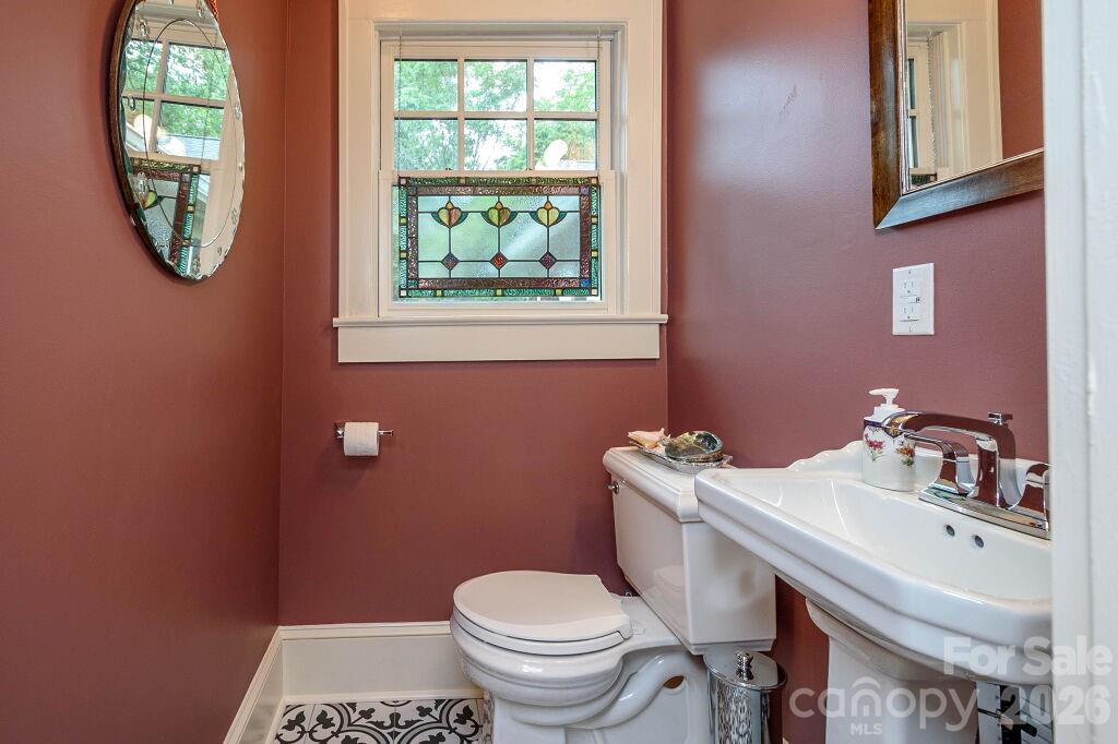 832 4th Avenue Property Photo 27