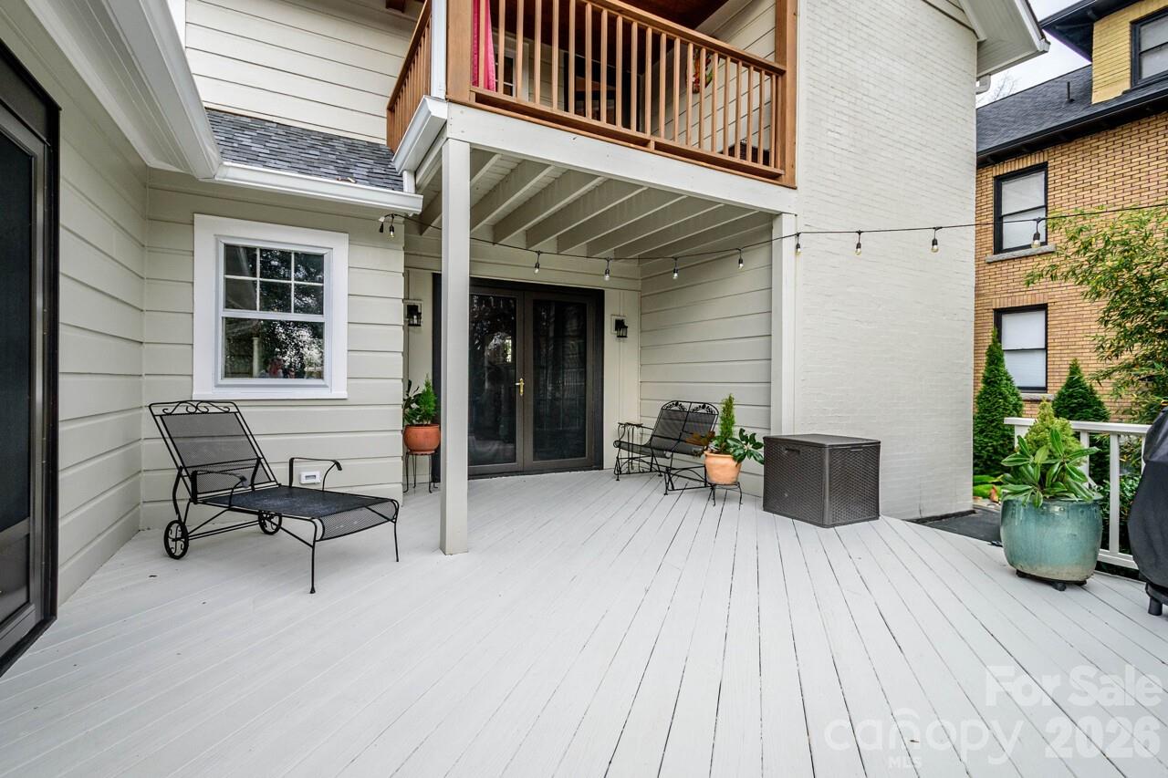 832 4th Avenue Property Photo 43