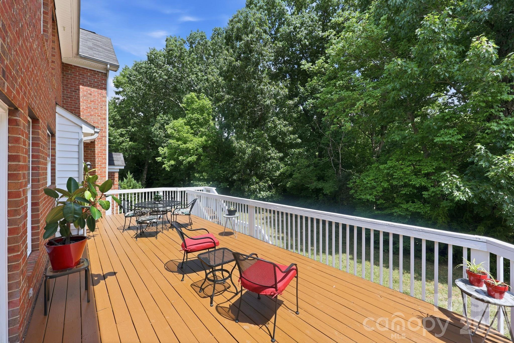 9329 Uxbridge Lane Property Photo 32