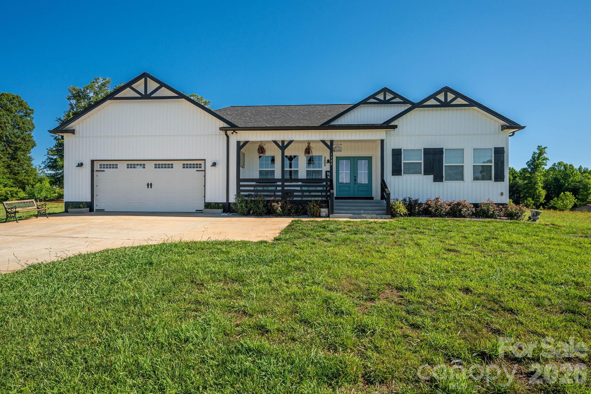 1484 Null Road Property Photo 2