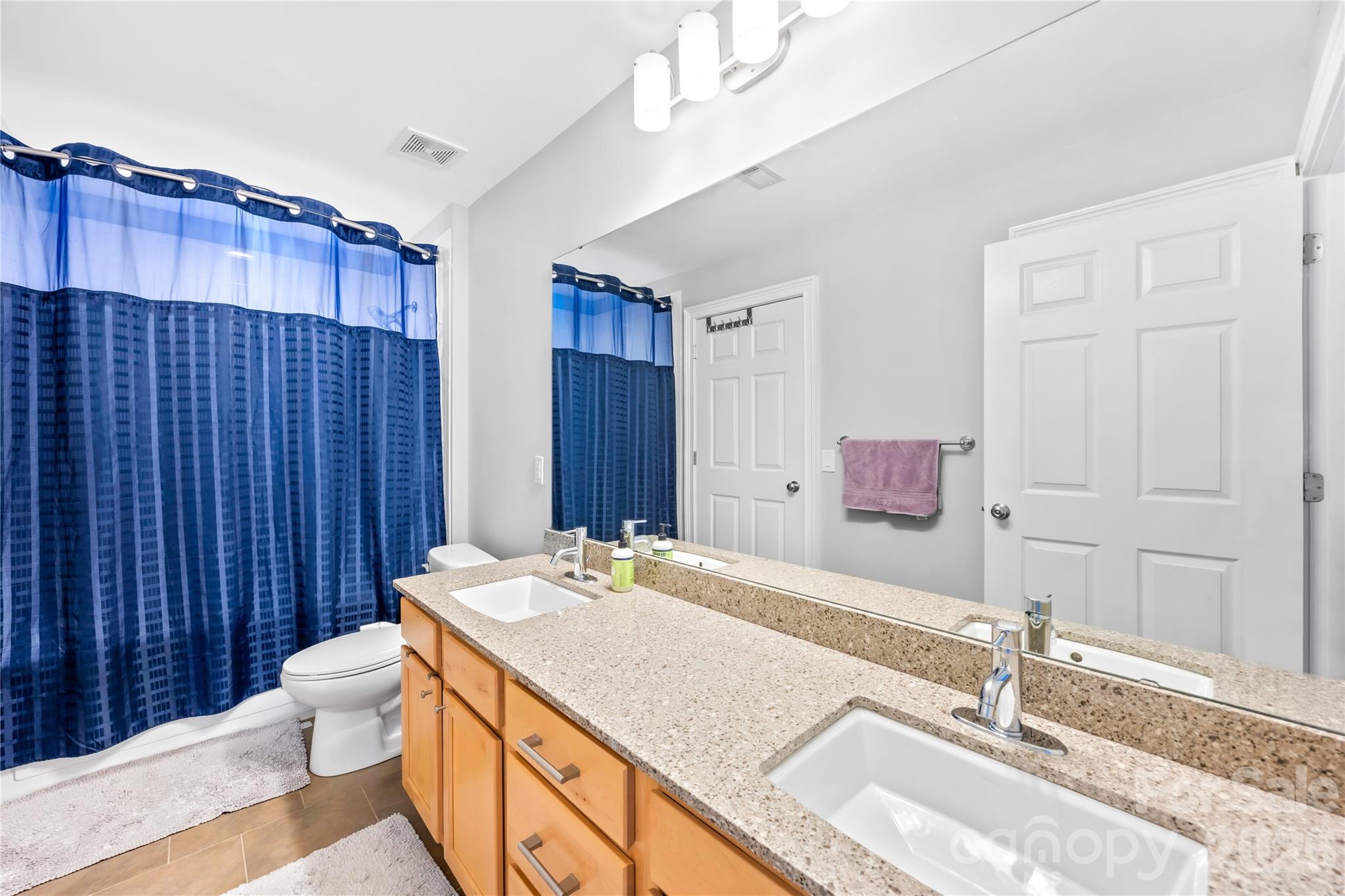 718 W Trade Street 603 Property Photo 13