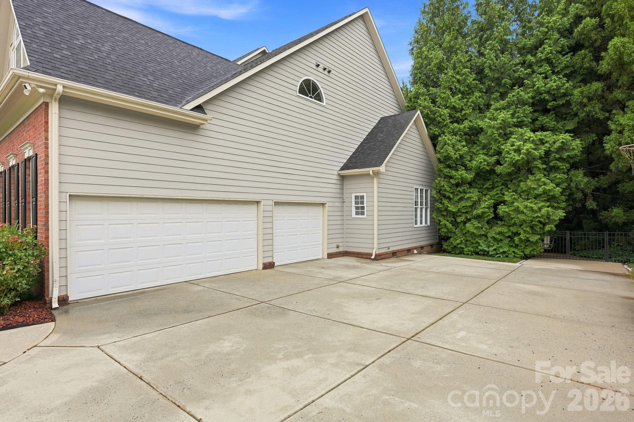 4016 Camrose Crossing Lane Property Photo 16