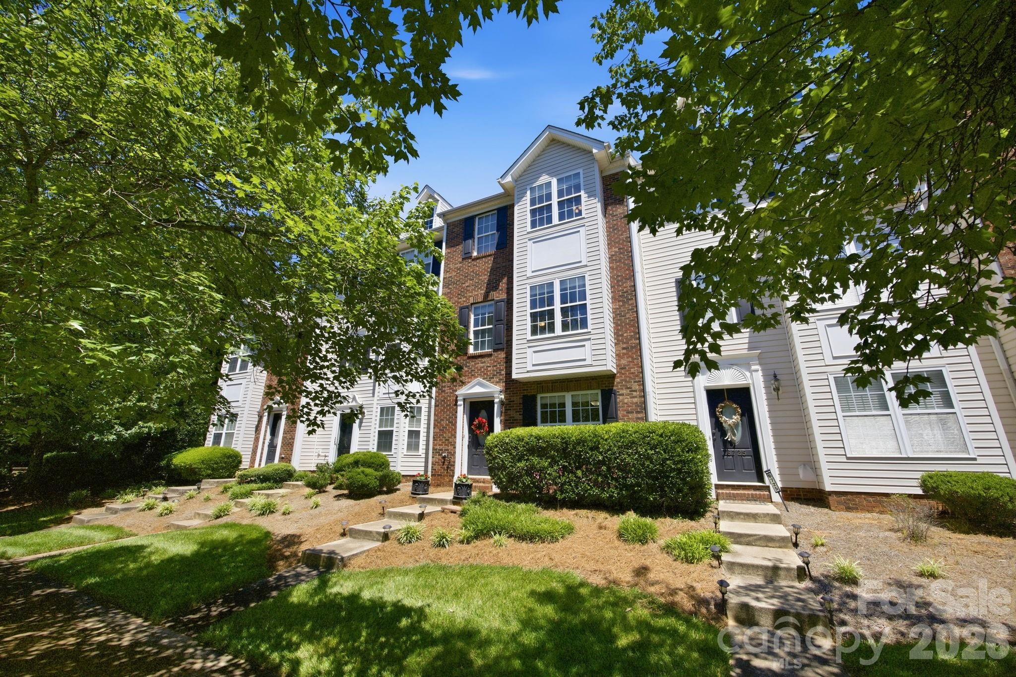 6721 Mountain Majesty Way Property Photo 1