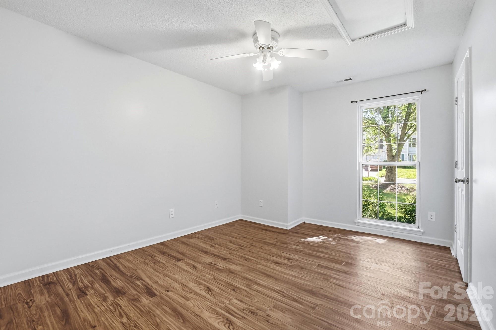 5946 Brookstone Drive Property Photo 26