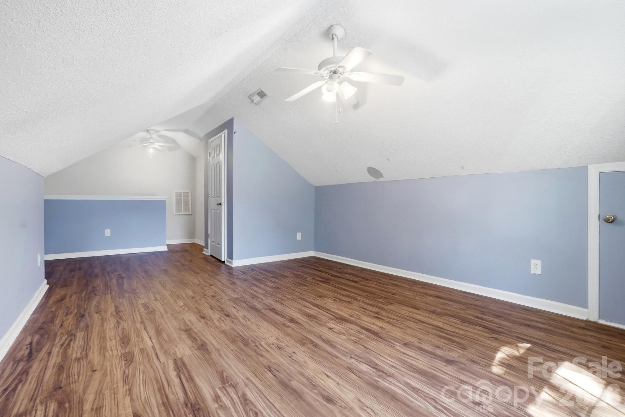 5946 Brookstone Drive Property Photo 30