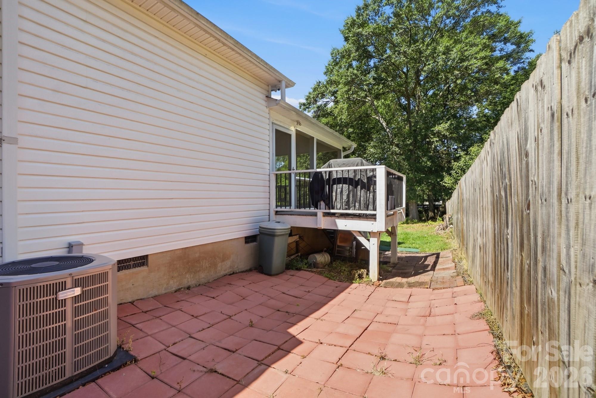 5946 Brookstone Drive Property Photo 39