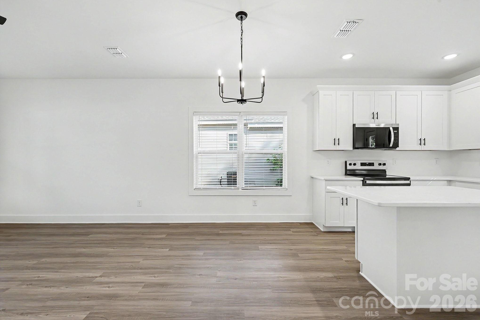 103 Shaver Street Property Photo 8
