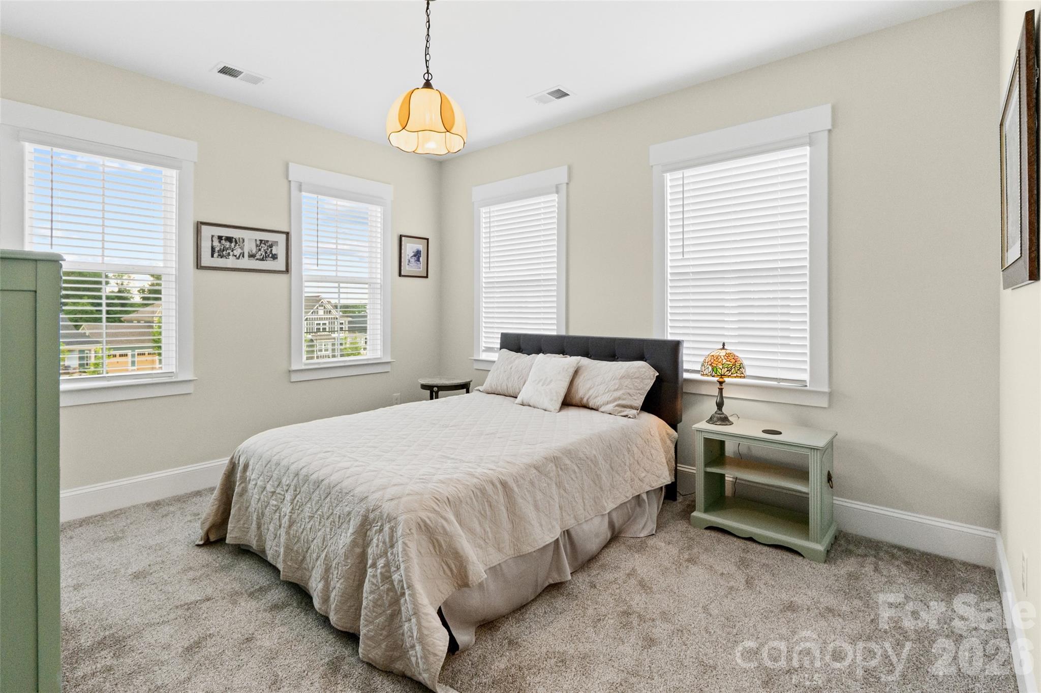 238 Parkland Avenue Property Photo 36