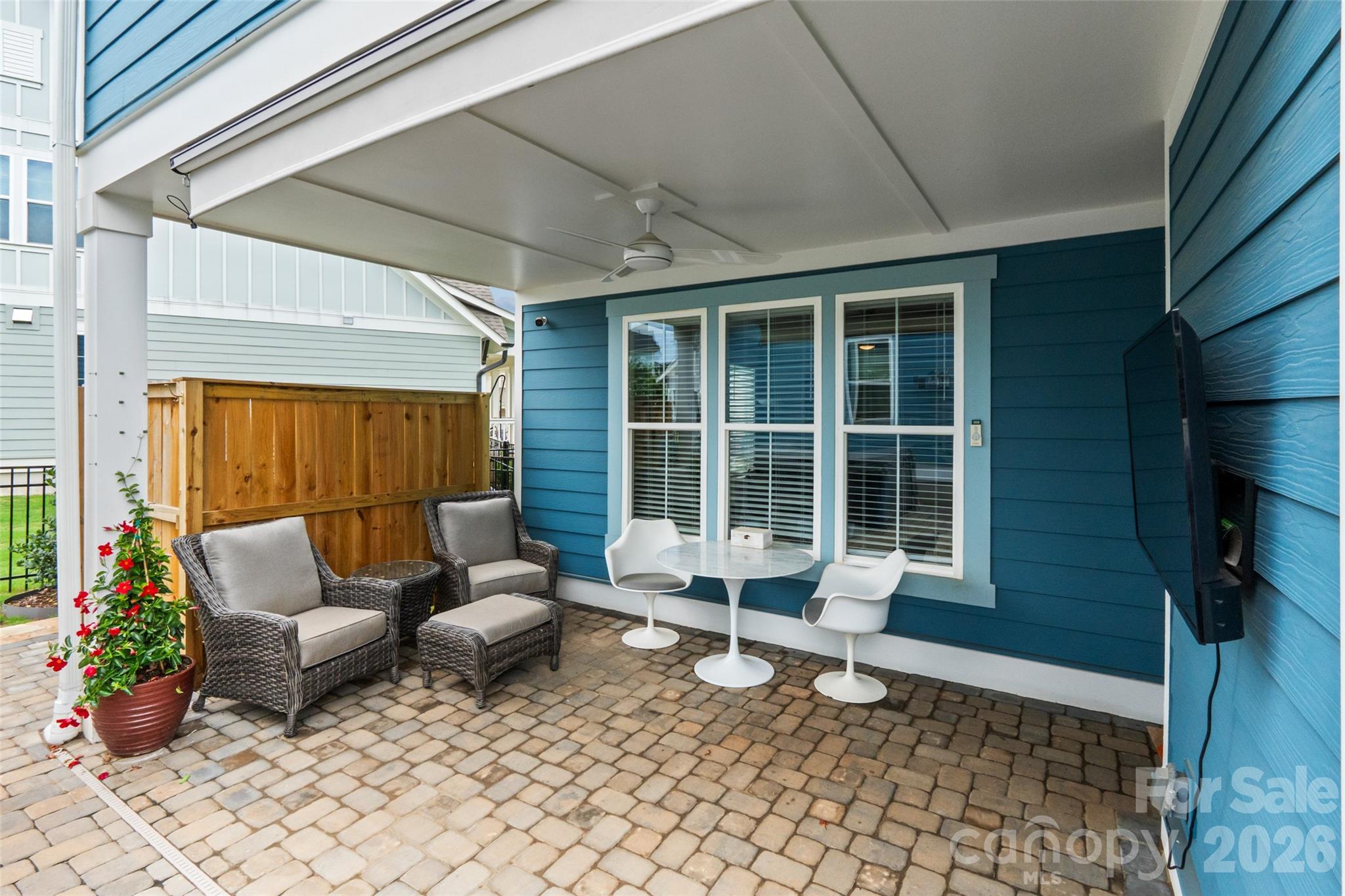 238 Parkland Avenue Property Photo 44